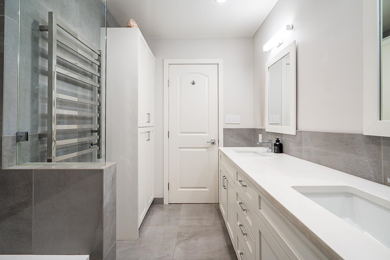 Listing image of 1358 E 14TH STREET