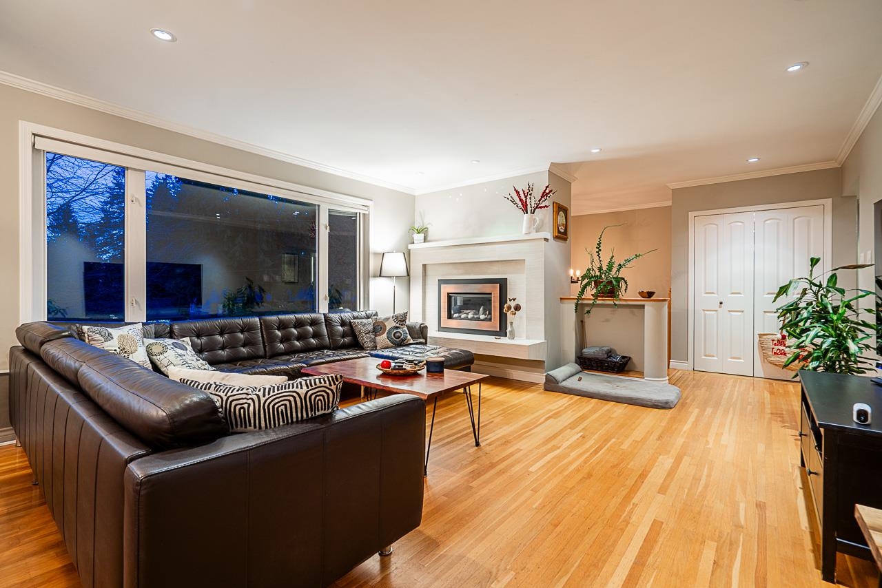 Listing image of 1358 E 14TH STREET
