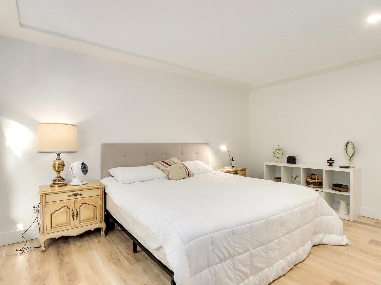 Listing image of 1 1900 INDIAN RIVER CRESCENT