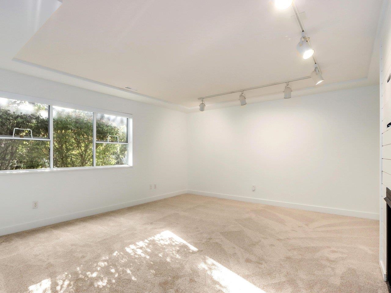 Listing image of 1 1900 INDIAN RIVER CRESCENT