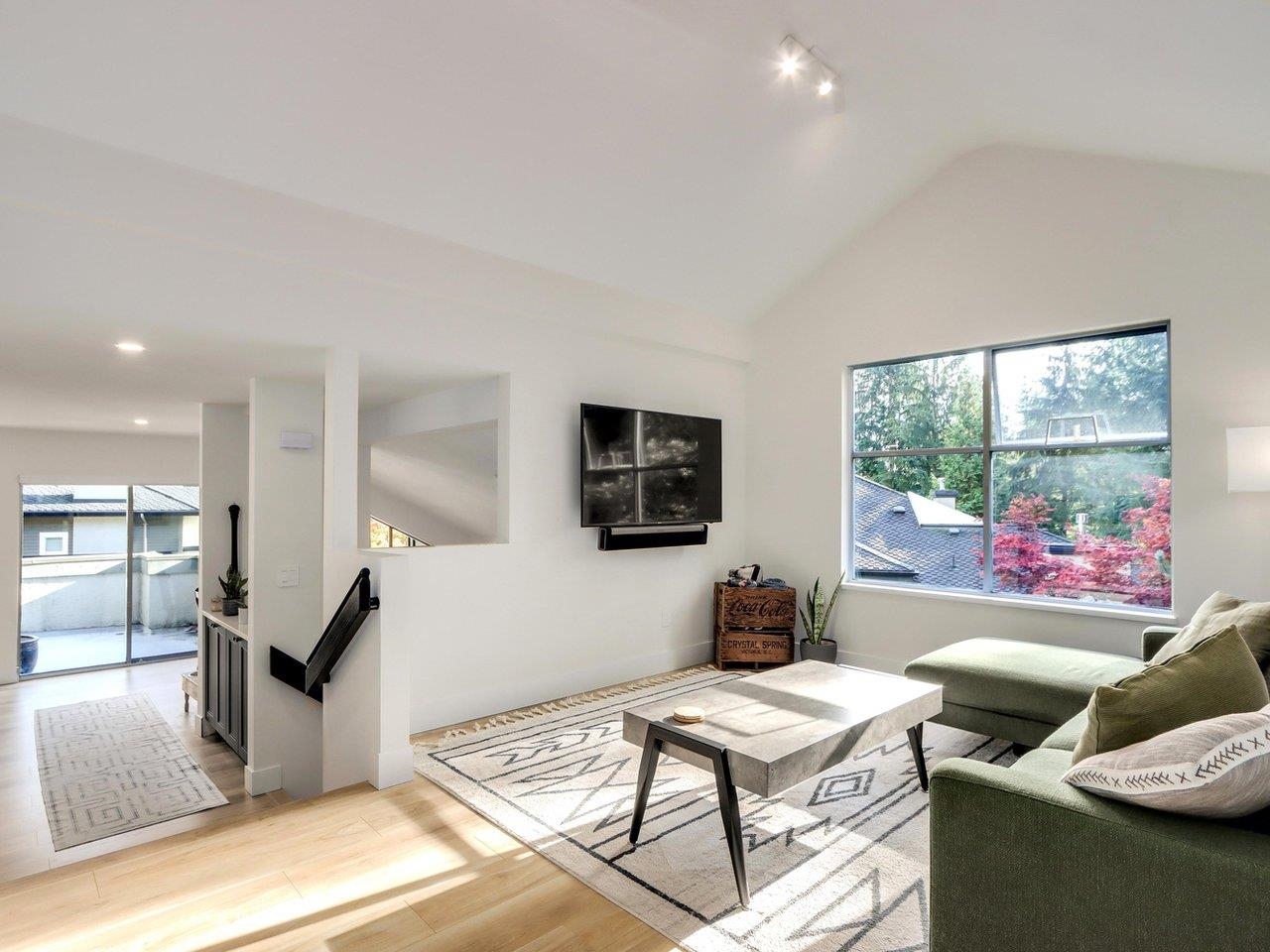 Listing image of 1 1900 INDIAN RIVER CRESCENT