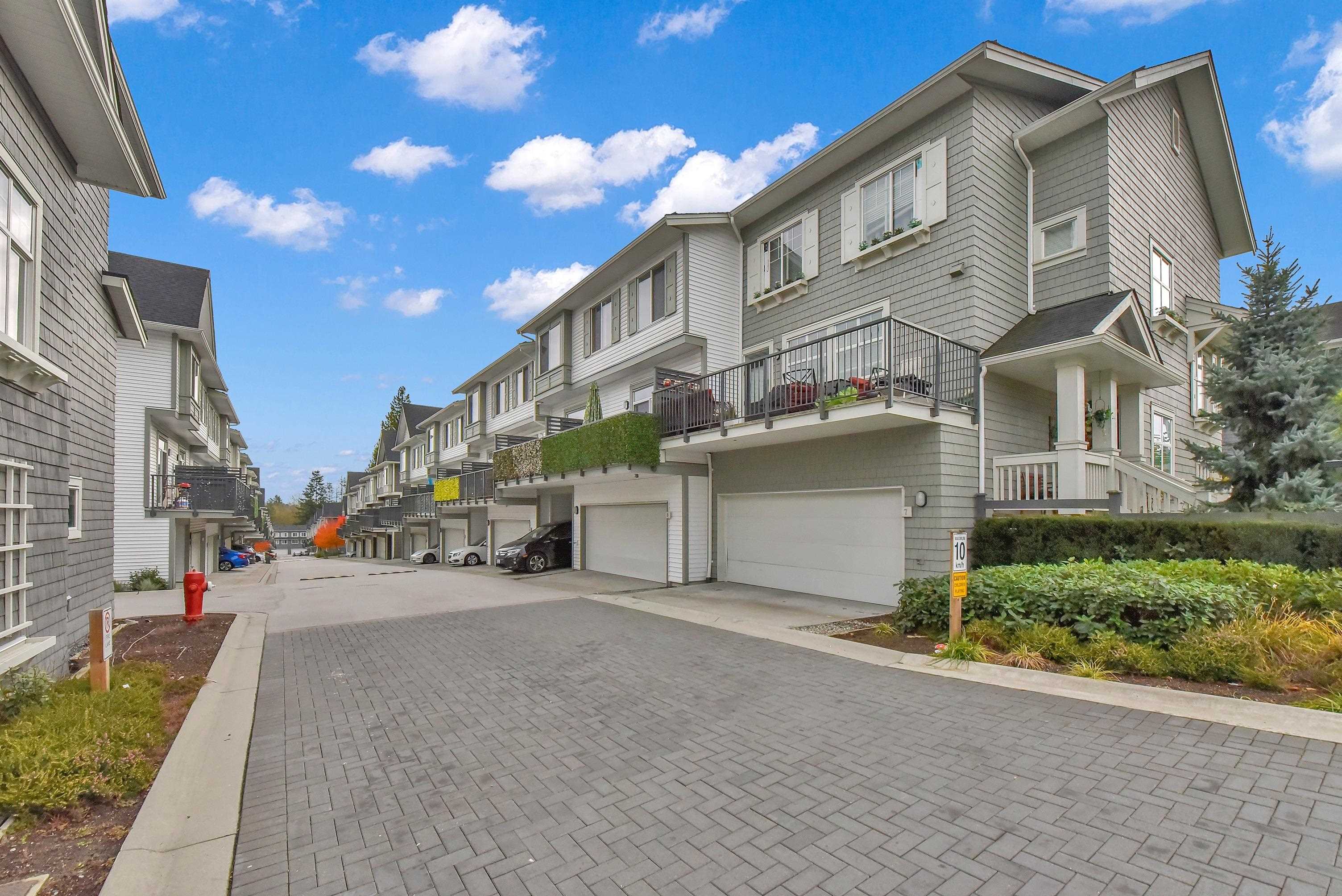 8 8168 136a Street, Surrey, Bear Creek Green Timbers, V3W 2Z6 32