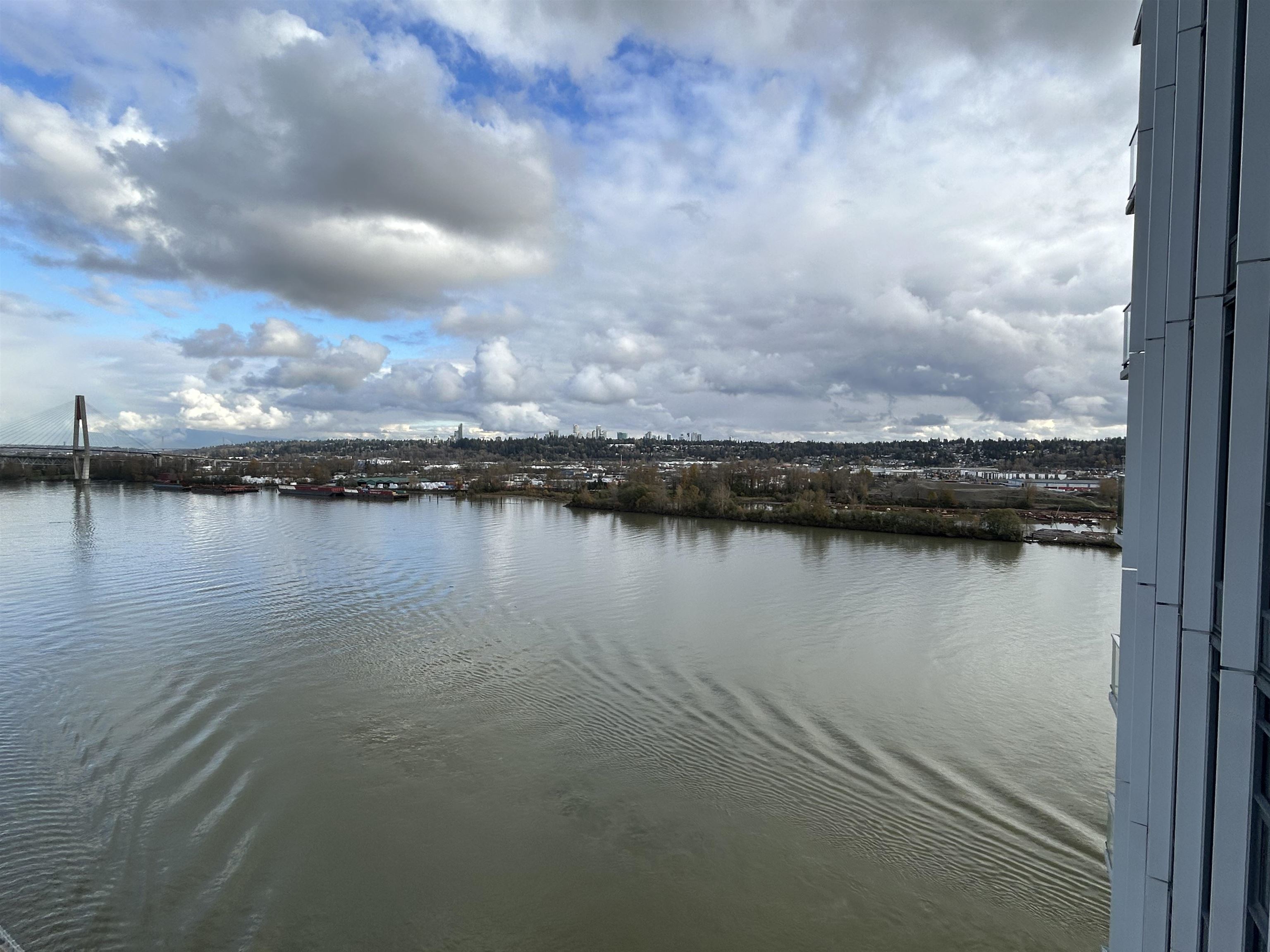 1306 680 Quayside Drive, New Westminster, Quay, V3M 0P2 2