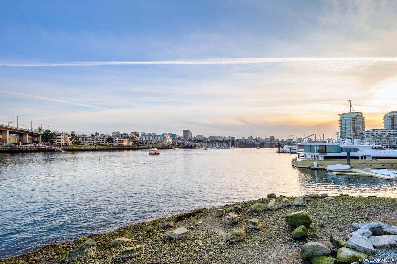 3002 1199 Marinaside Crescent, Vancouver, Yaletown, V6Z 2Y2 32