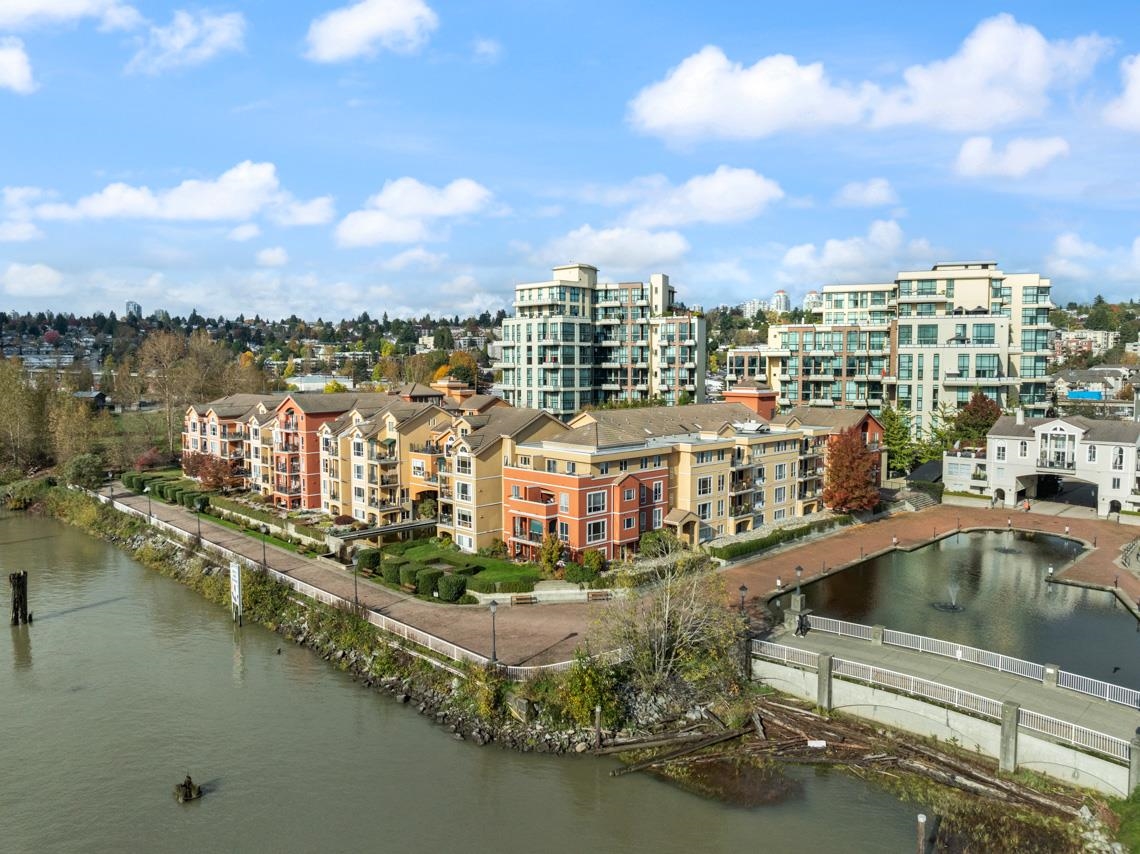 310 10 Renaissance Square, New Westminster, Quay, V3M 7B1 30