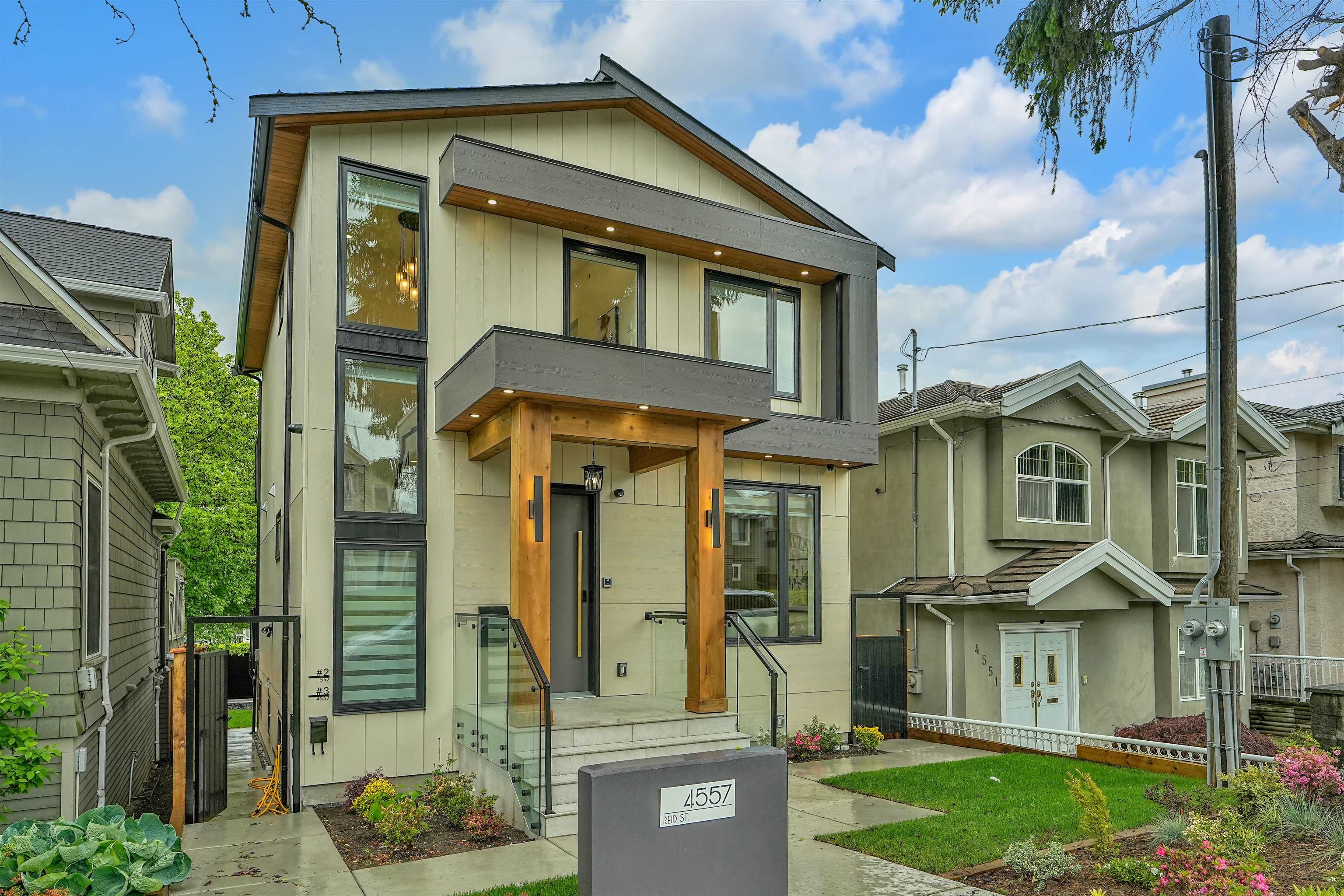 4557 Reid Street, Vancouver, Collingwood VE, V5R 3Y5 2