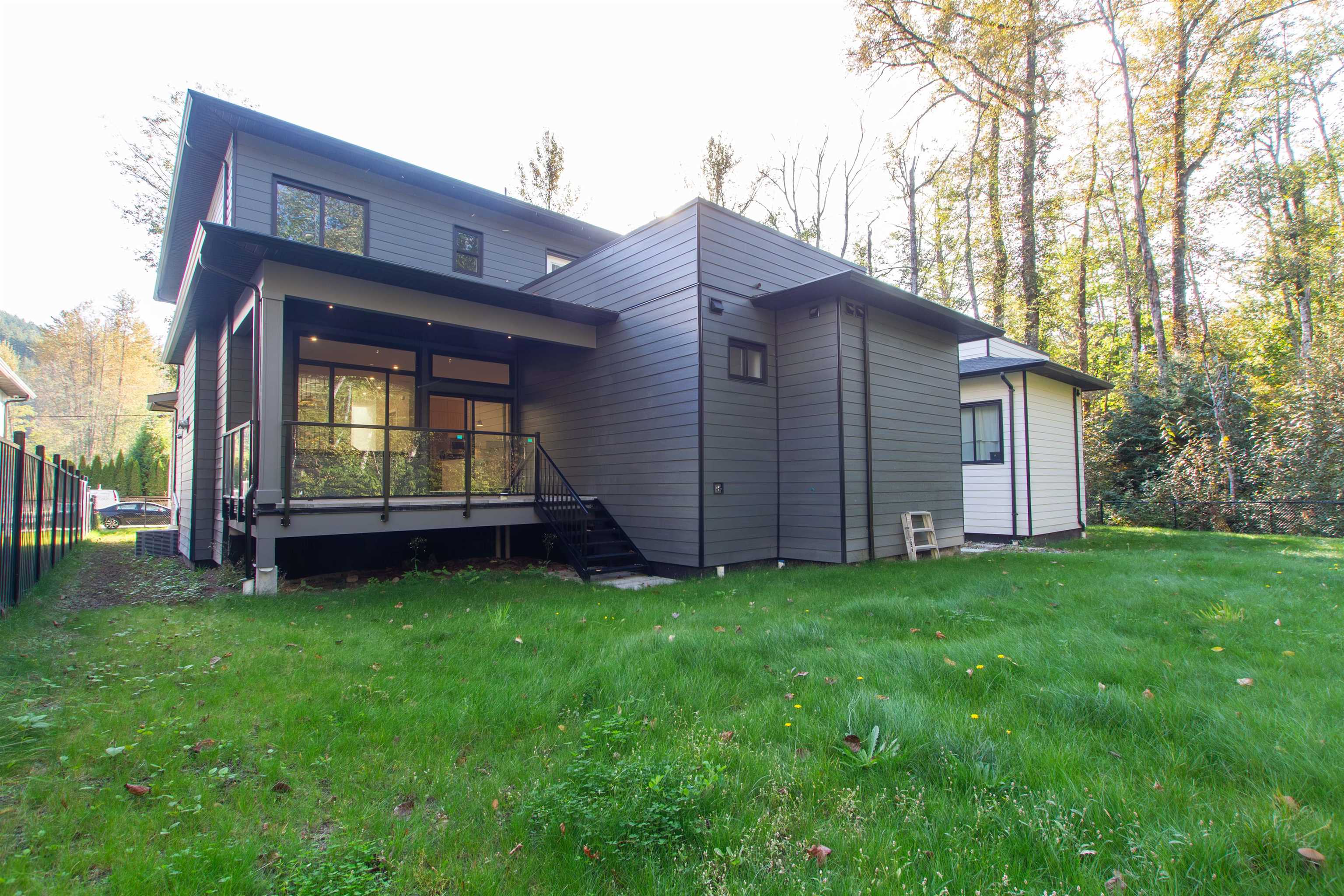 1034 Raven Drive, Squamish, Brennan Center, V8B 1A7 27