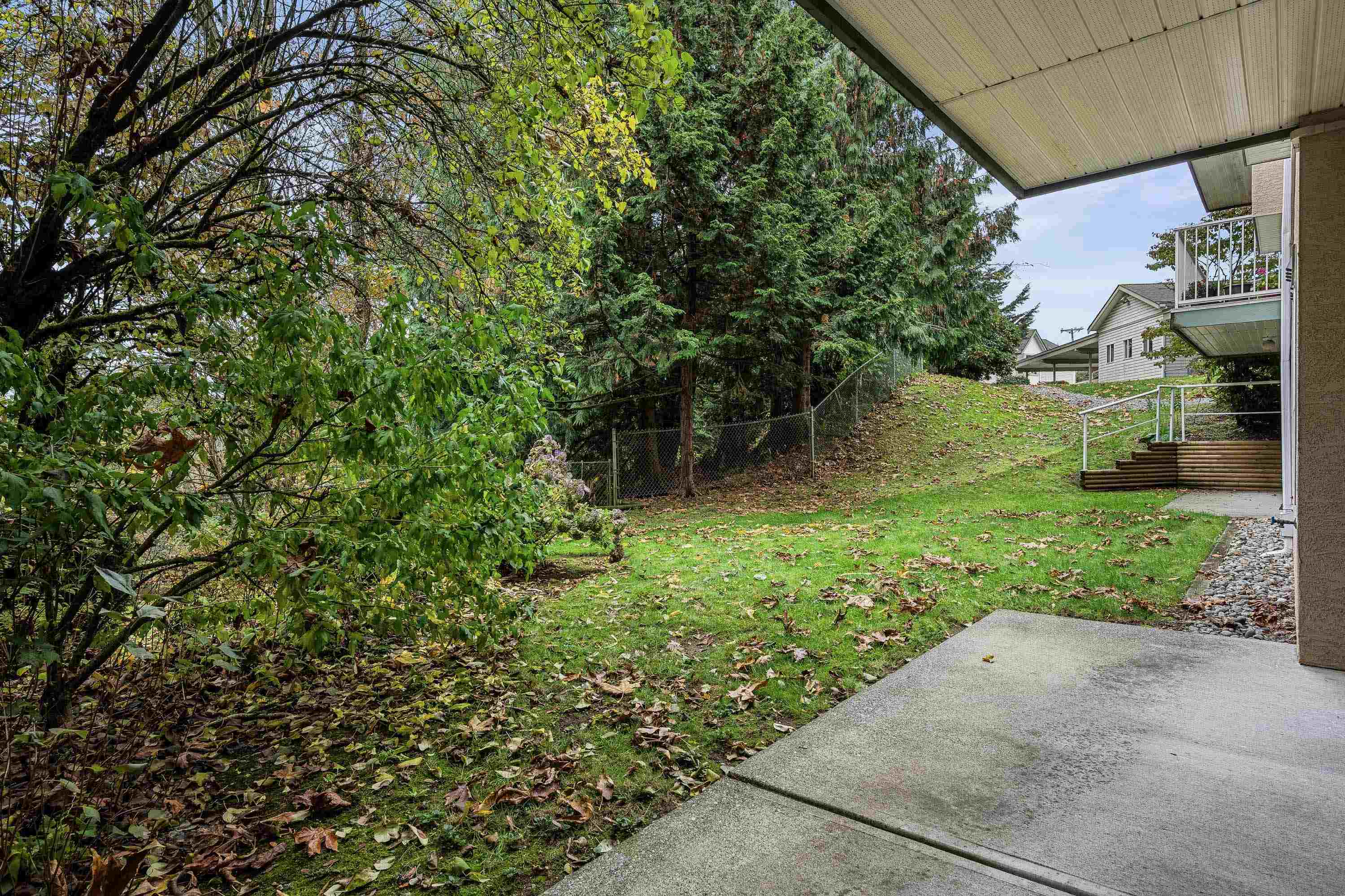 35 3380 Gladwin Road, Abbotsford, Central Abbotsford, V2S 7G1 38