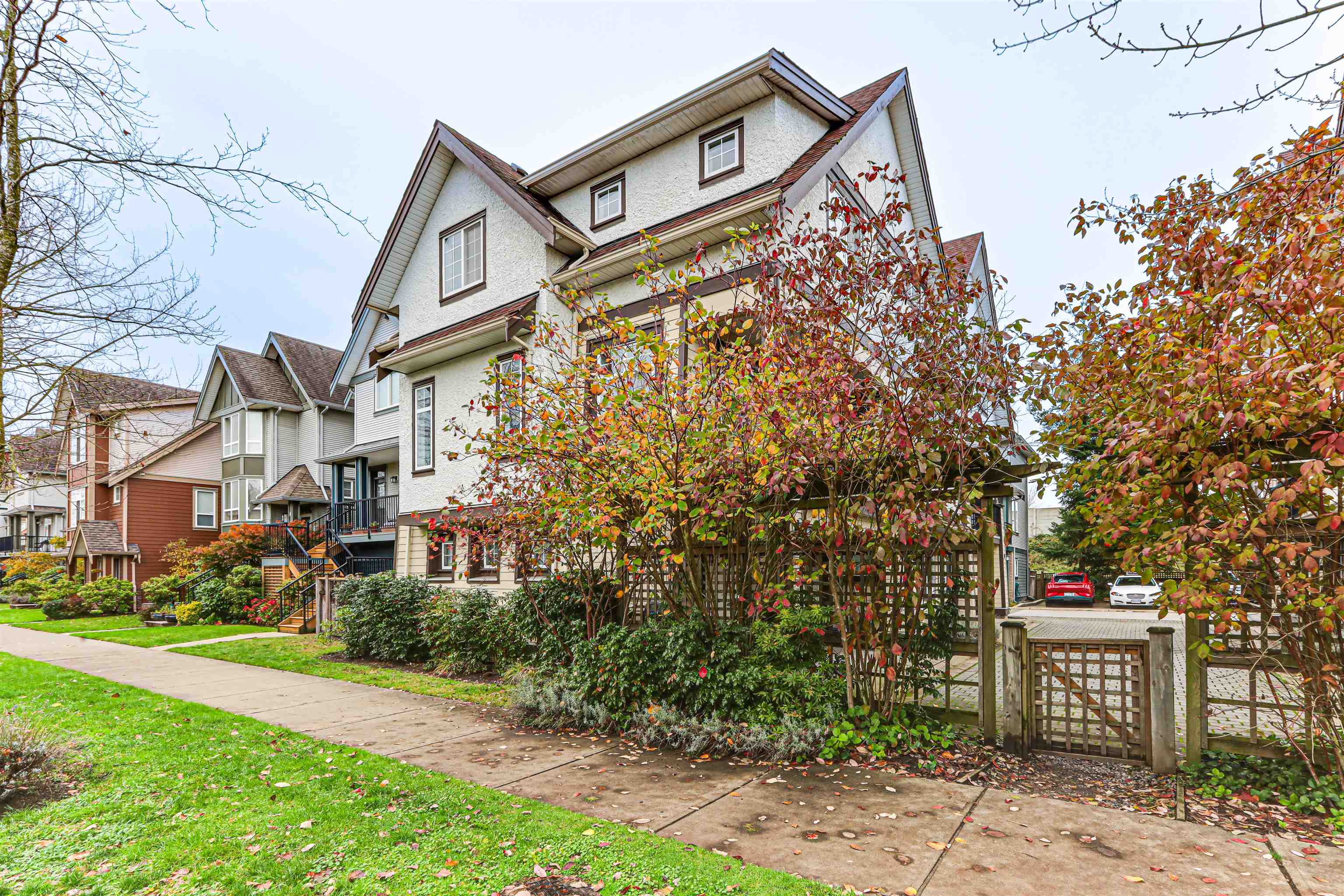 11 1211 Ewen Avenue, New Westminster, Queensborough, V3M 5E5 1