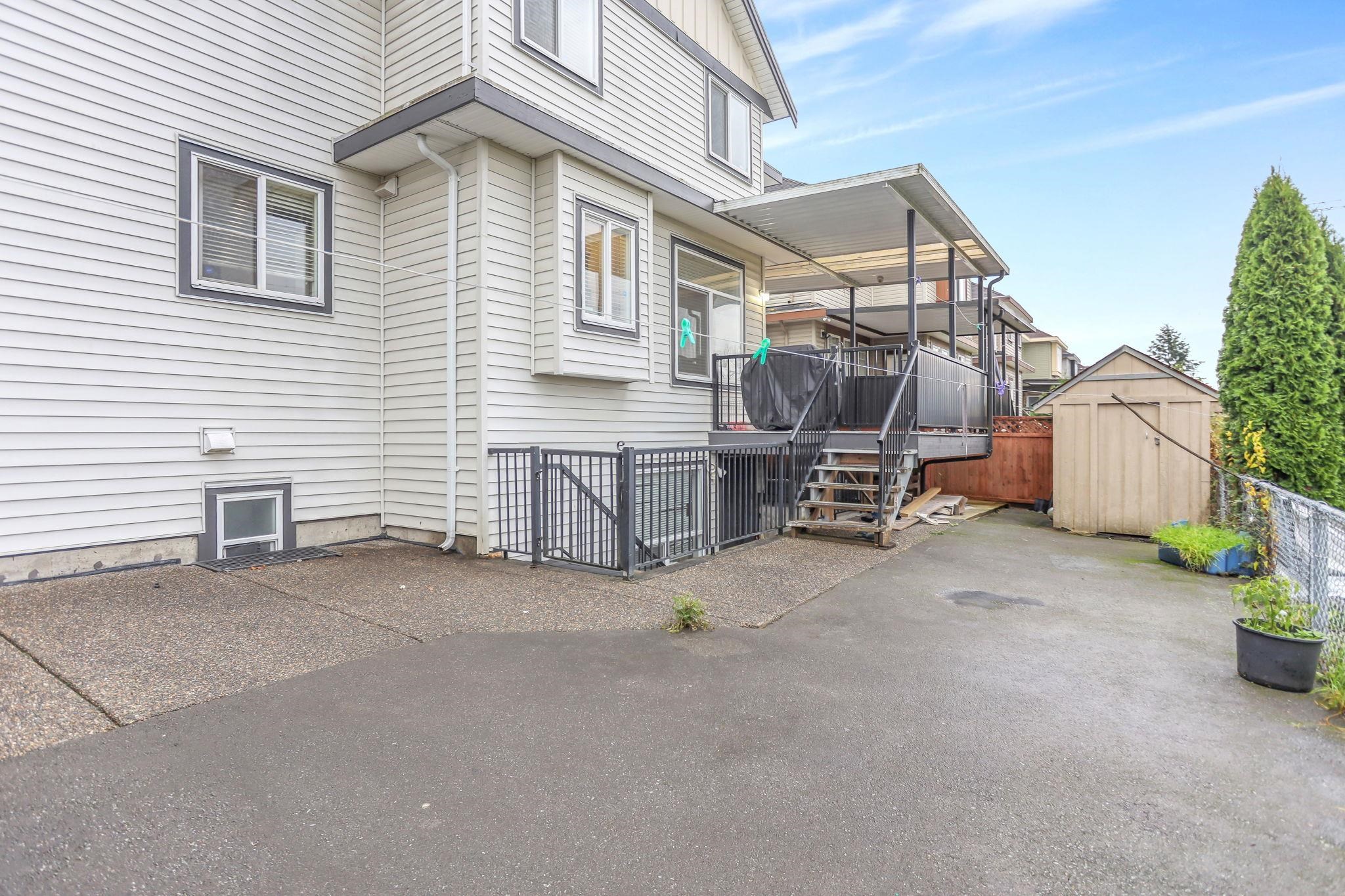 6677 125a Street, Surrey, West Newton, V3W 1V7 34