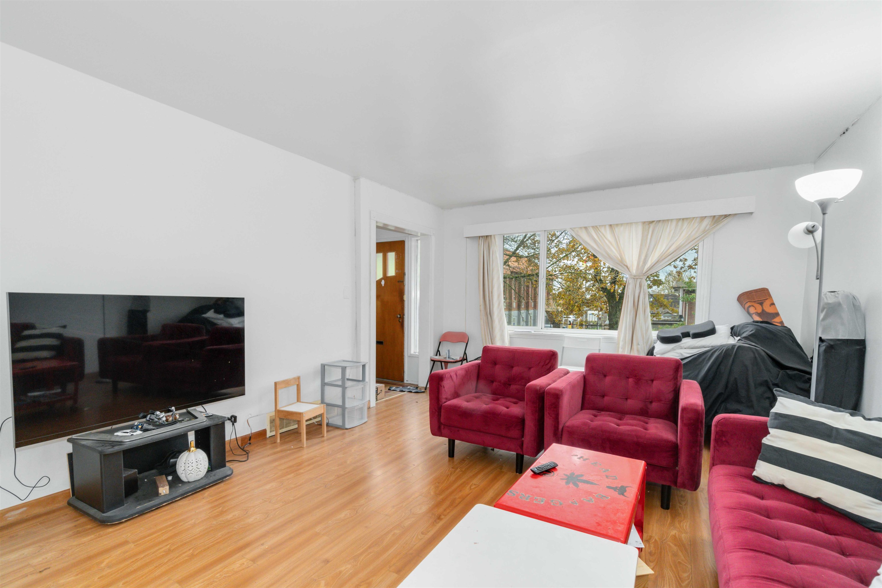 453 E 47th Avenue, Vancouver, Fraser VE, V5W 2B3 5