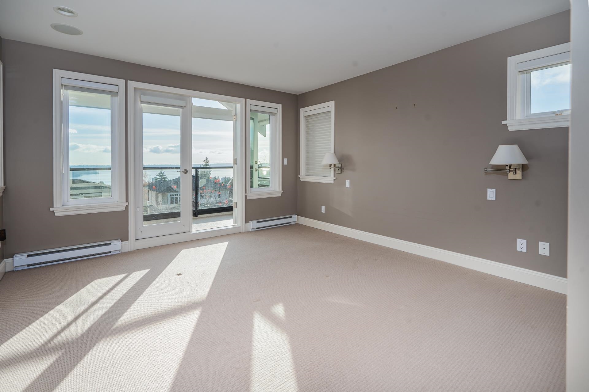 Listing image of 1460 NELSON AVENUE