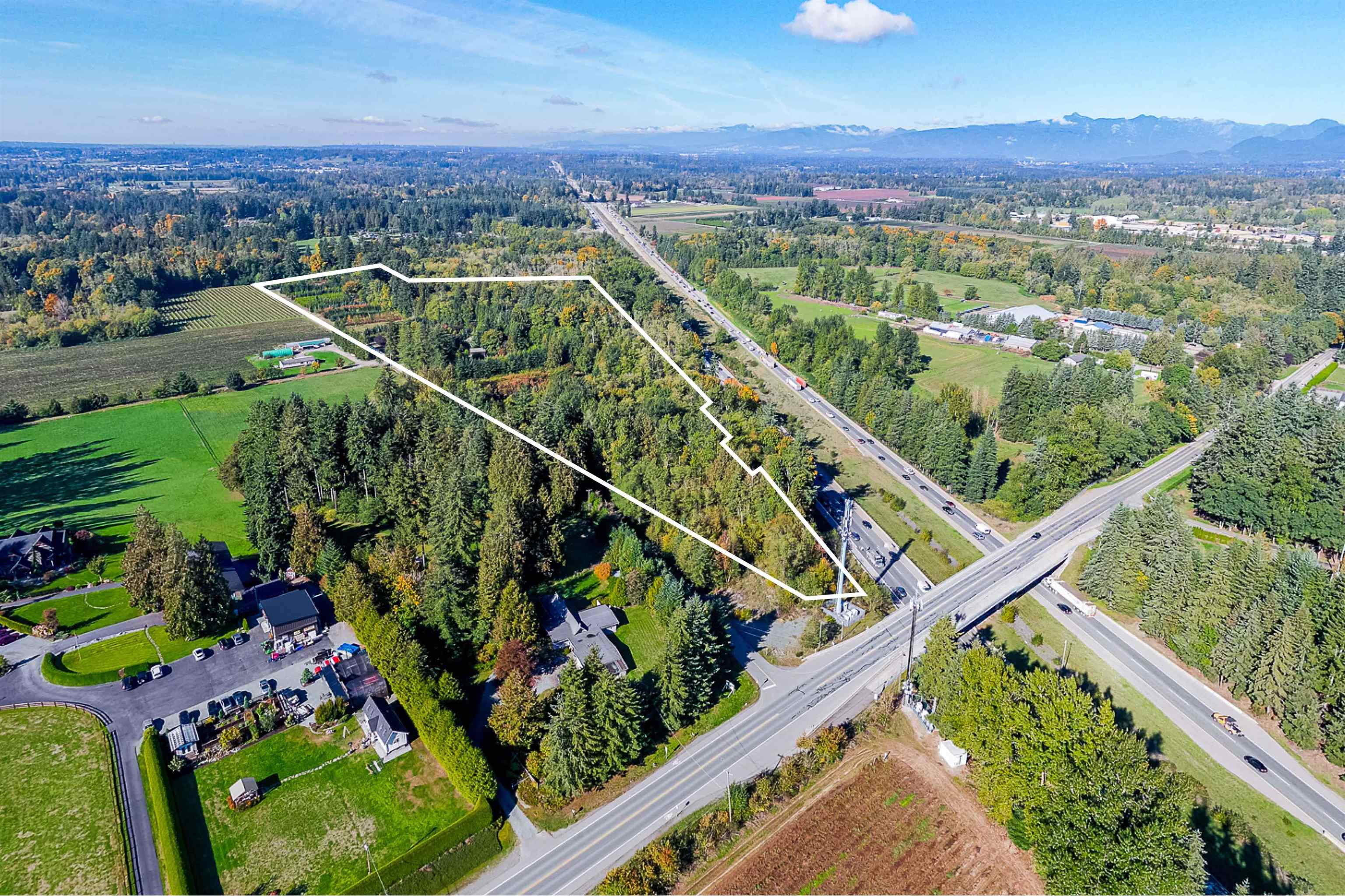 24595 64 Avenue, Langley, Salmon River, V4W 1C3 3