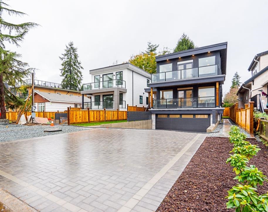 855 Lee Street, White Rock, White Rock, V4B 4N7 1