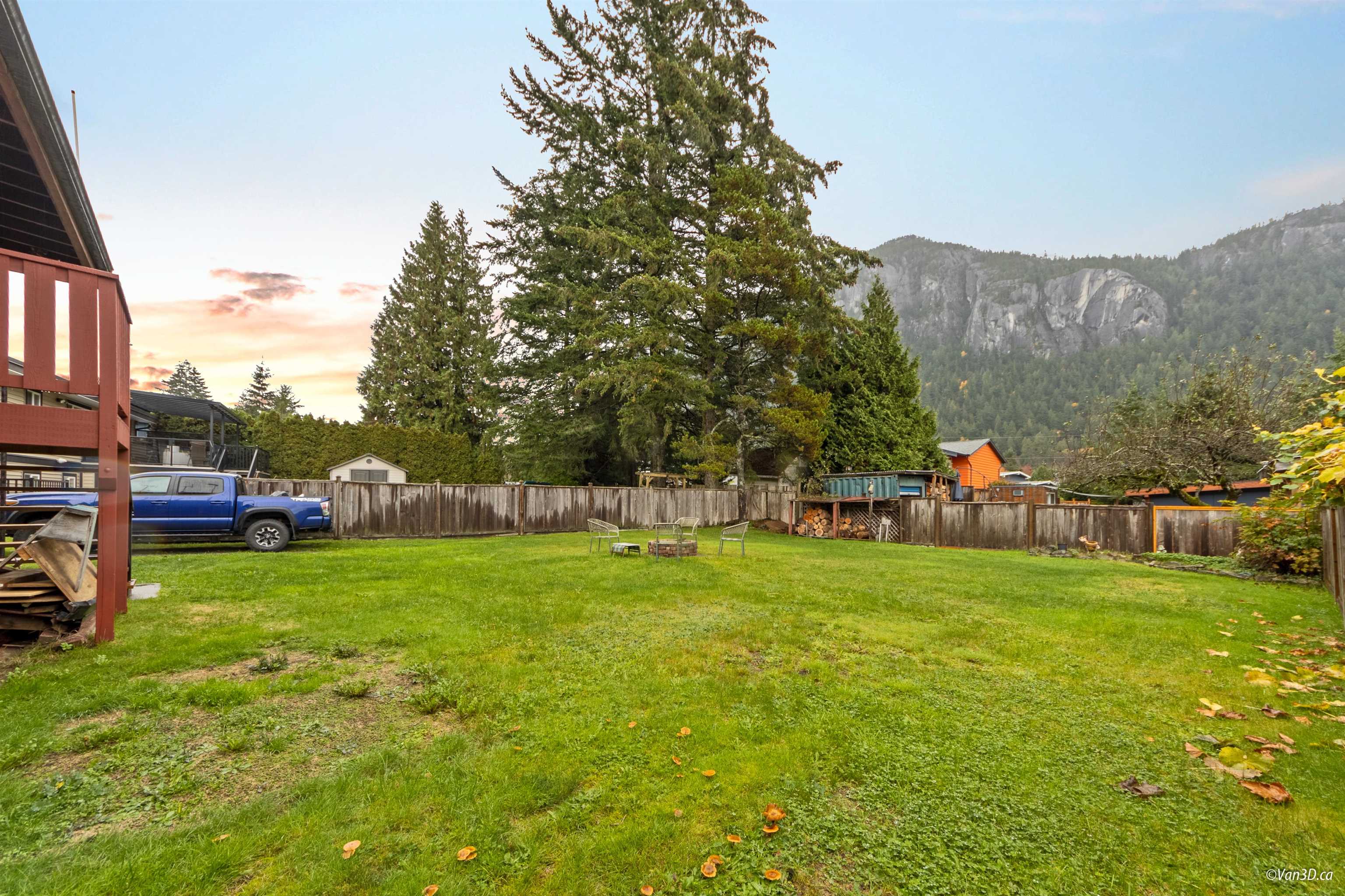 38144 Westway Avenue, Squamish, Valleycliffe, V8B 0X6 33