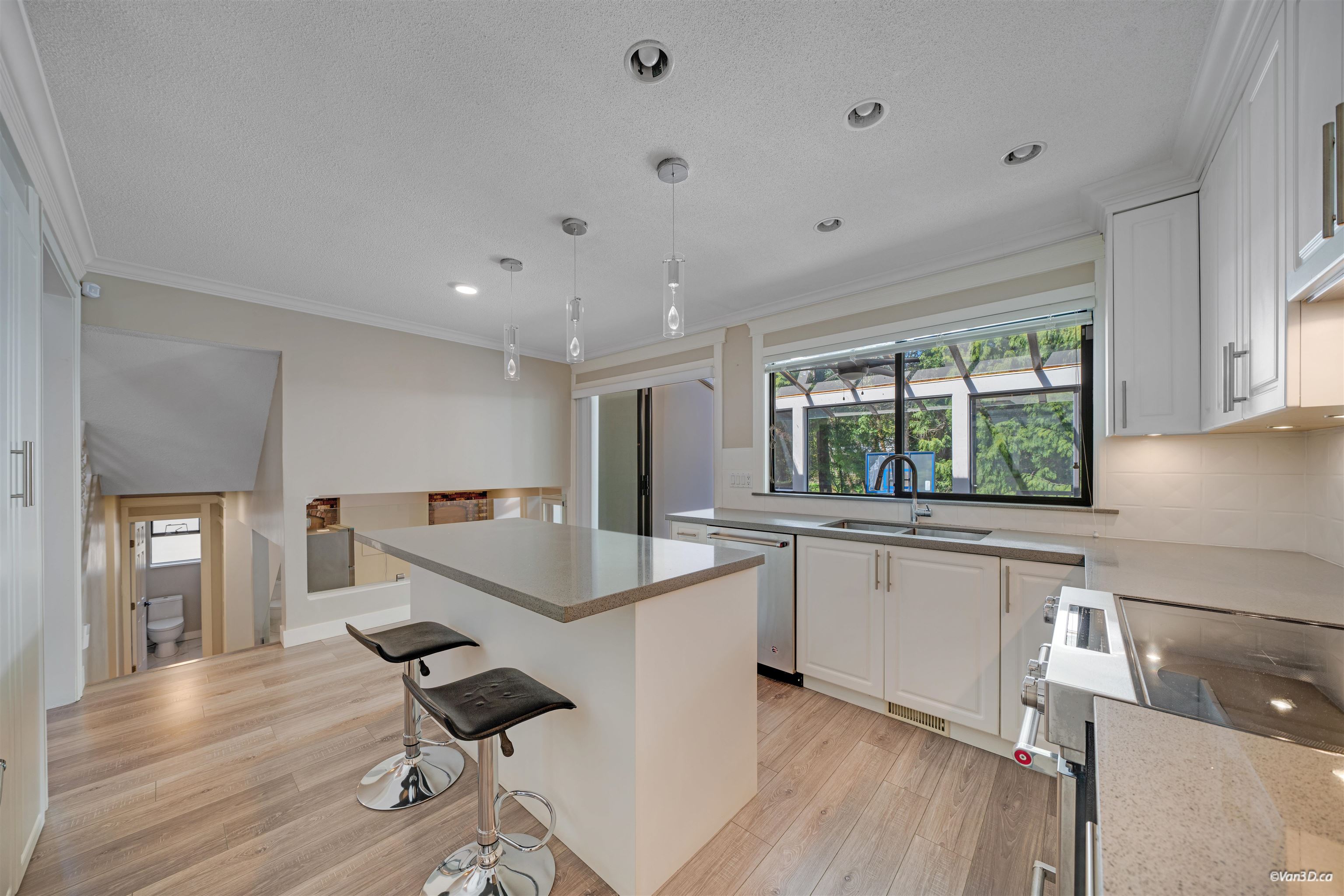 Listing image of 755 WESTCOT ROAD