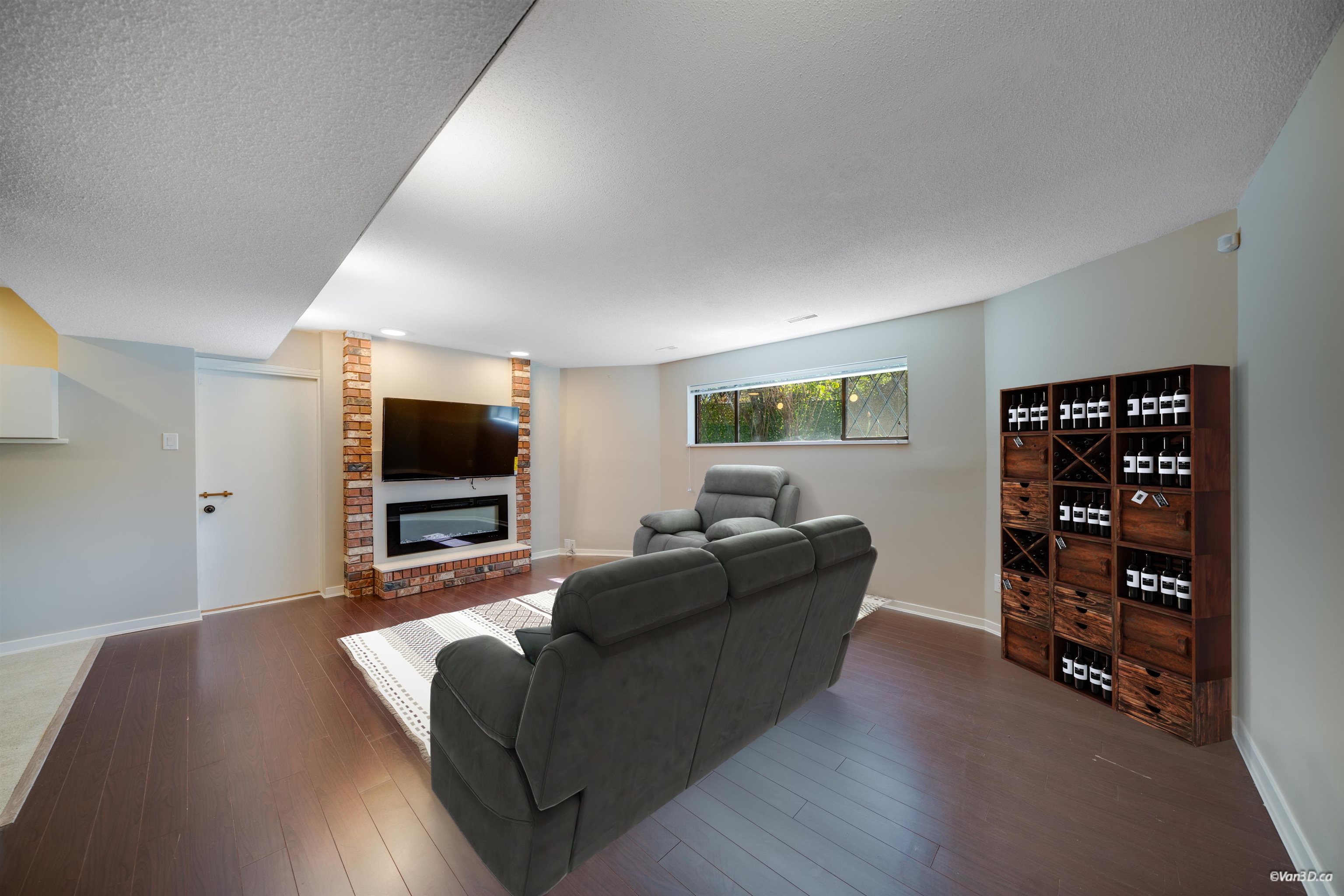 Listing image of 755 WESTCOT ROAD