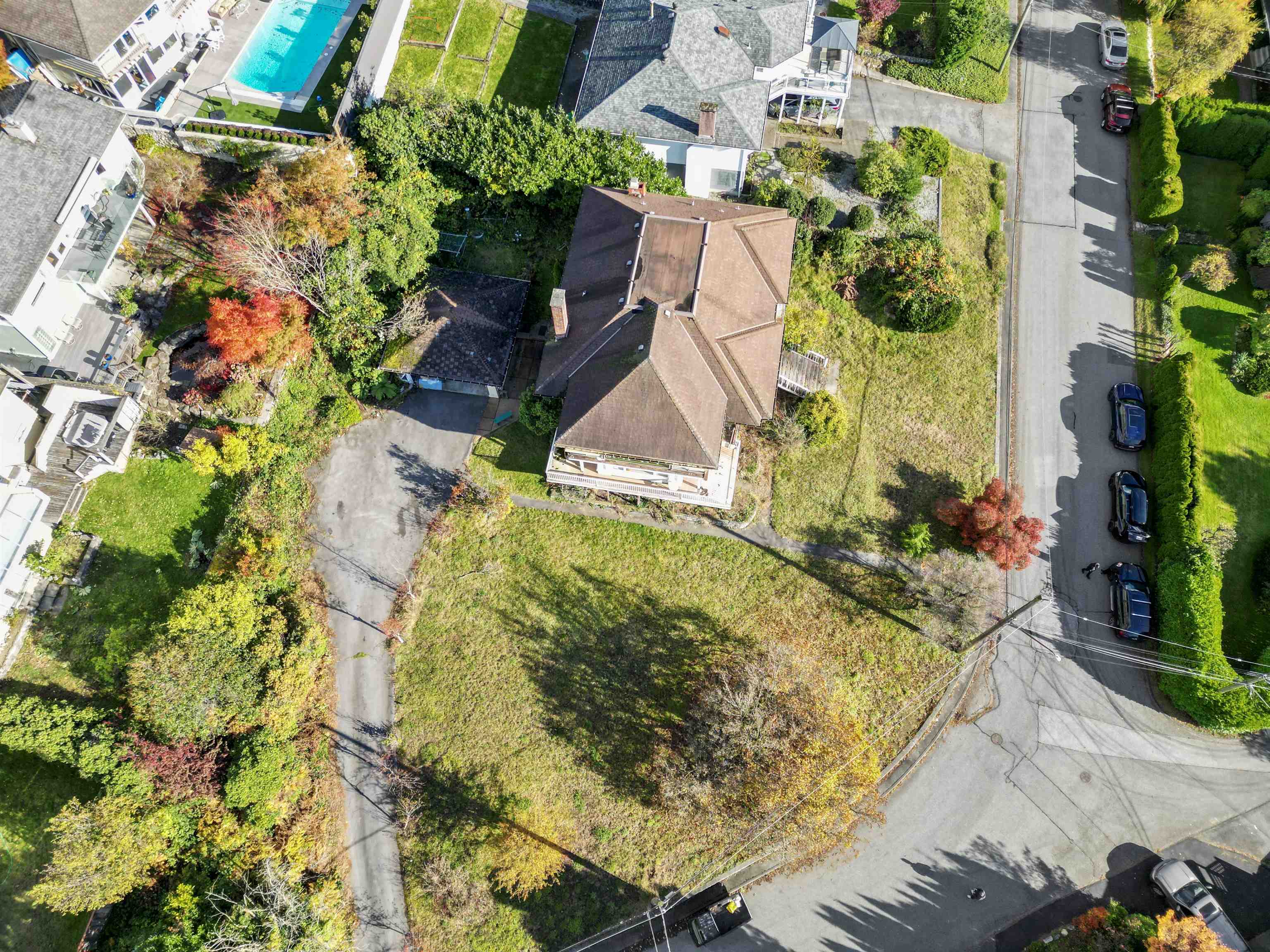 Listing image of 404 SOMERSET STREET