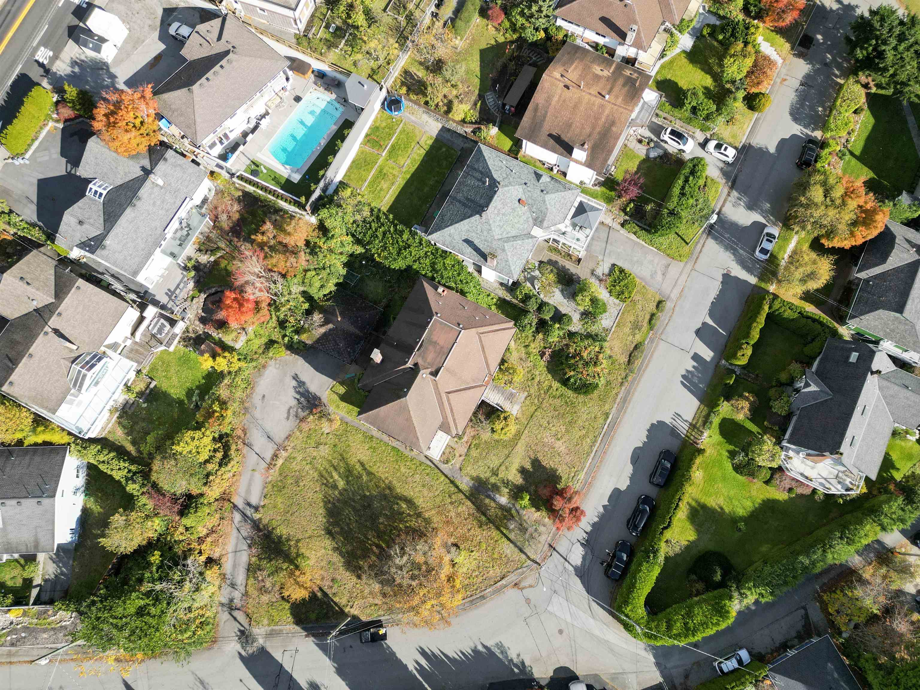 Listing image of 404 SOMERSET STREET