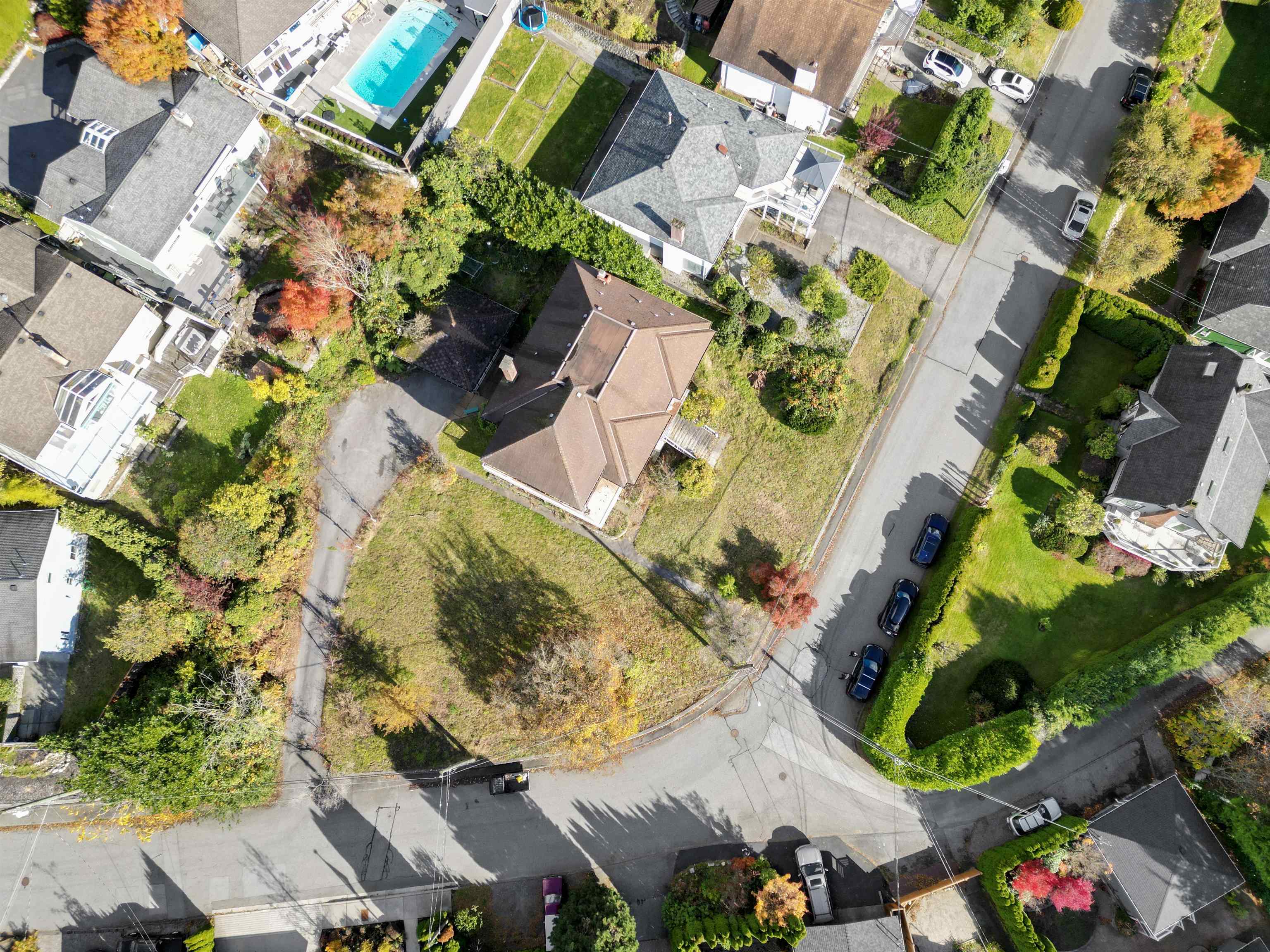 Listing image of 404 SOMERSET STREET