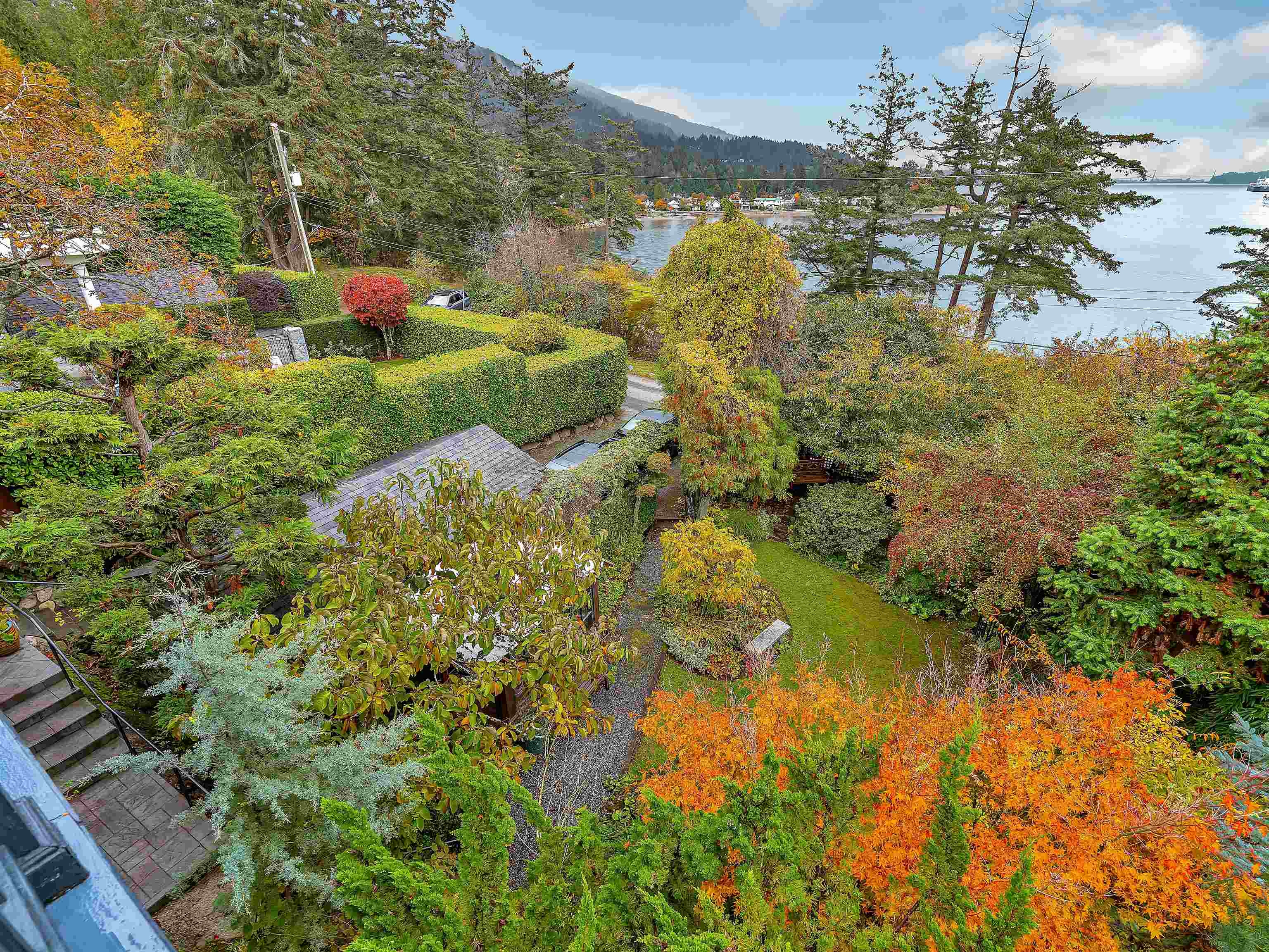 4735 Pilot House Road, West Vancouver, Olde Caulfeild, V7W 1J2 26