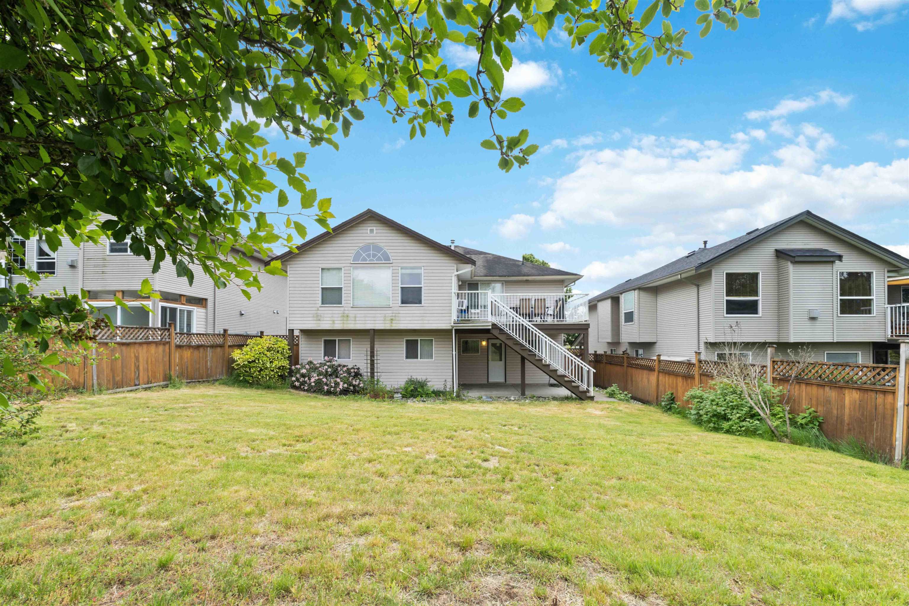 34613 Quarry Avenue, Abbotsford, Abbotsford East, V2S 8J8 33