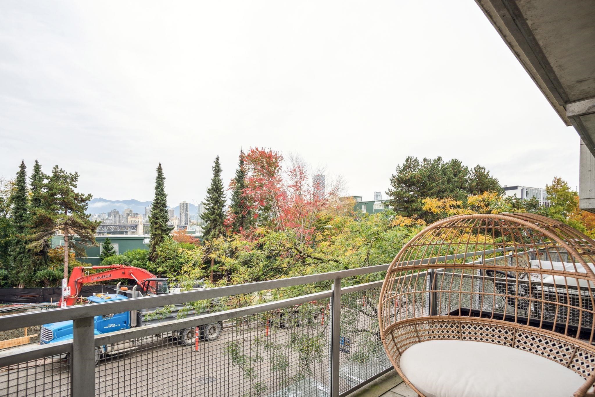 302 1540 W 2nd Avenue, Vancouver, False Creek, V6J 1H2 11