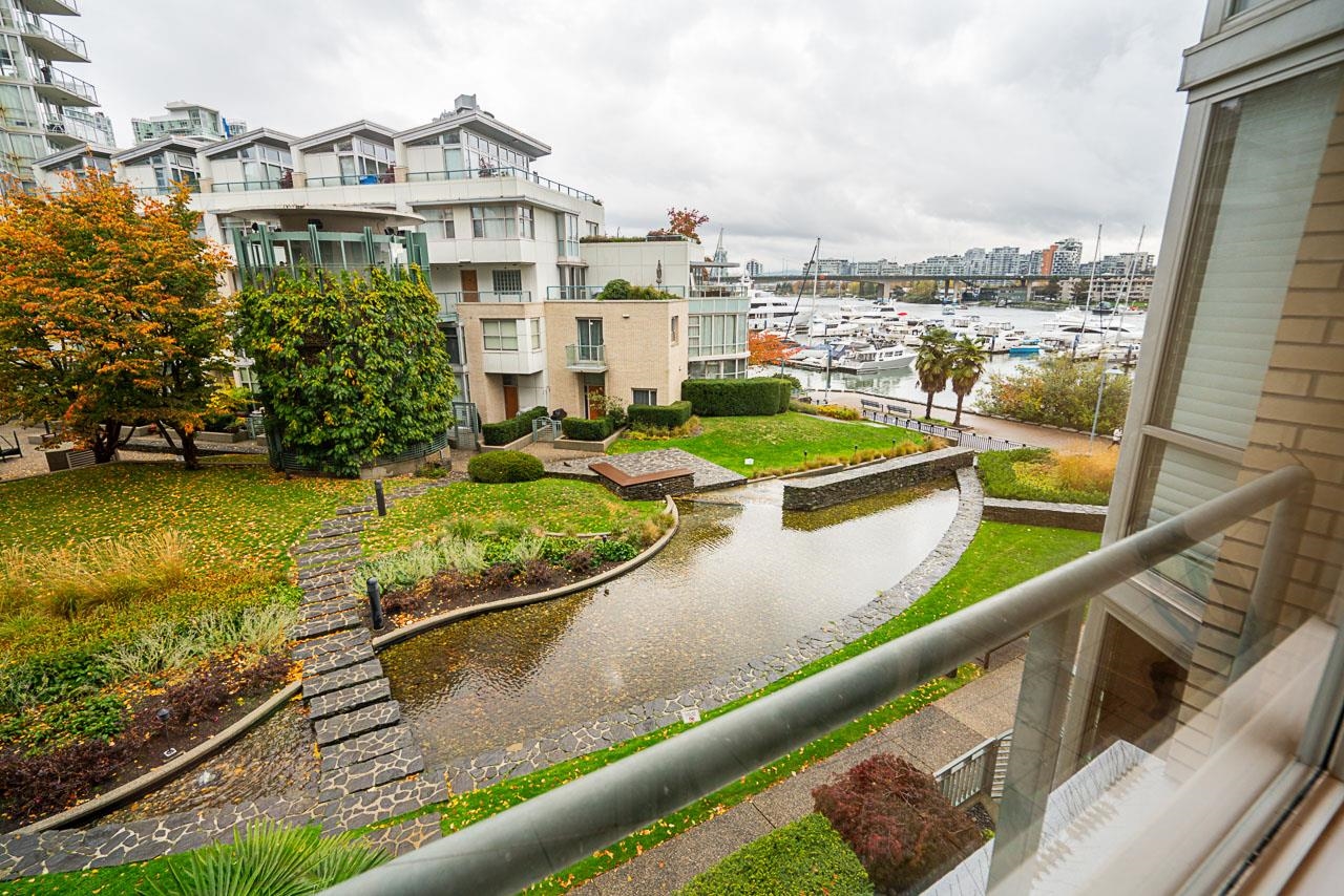 309 1288 Marinaside Crescent, Vancouver, Yaletown, V6Z 2W5 9