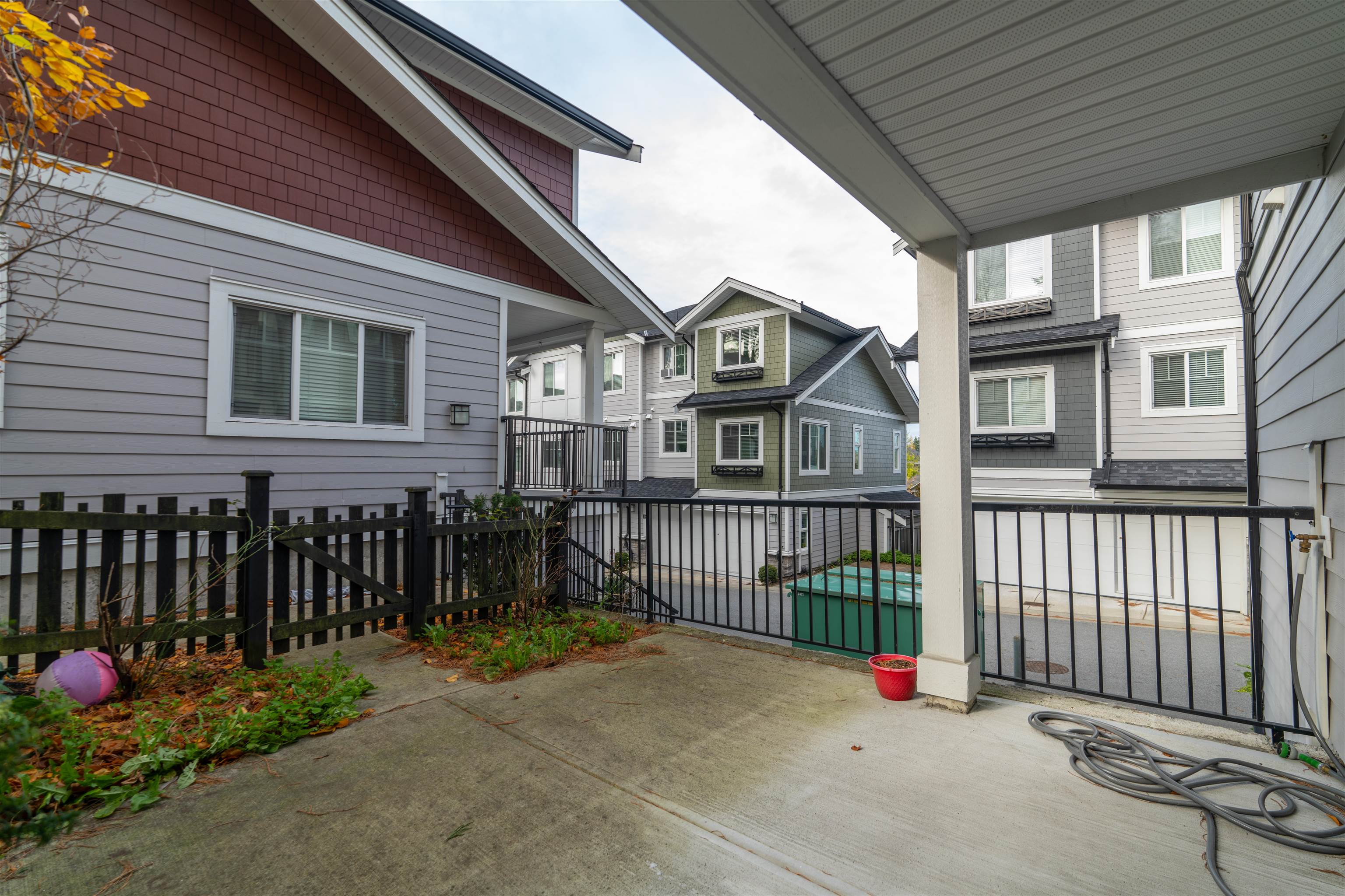 18 6188 141 Street, Surrey, Sullivan Station, V3X 0J7 8