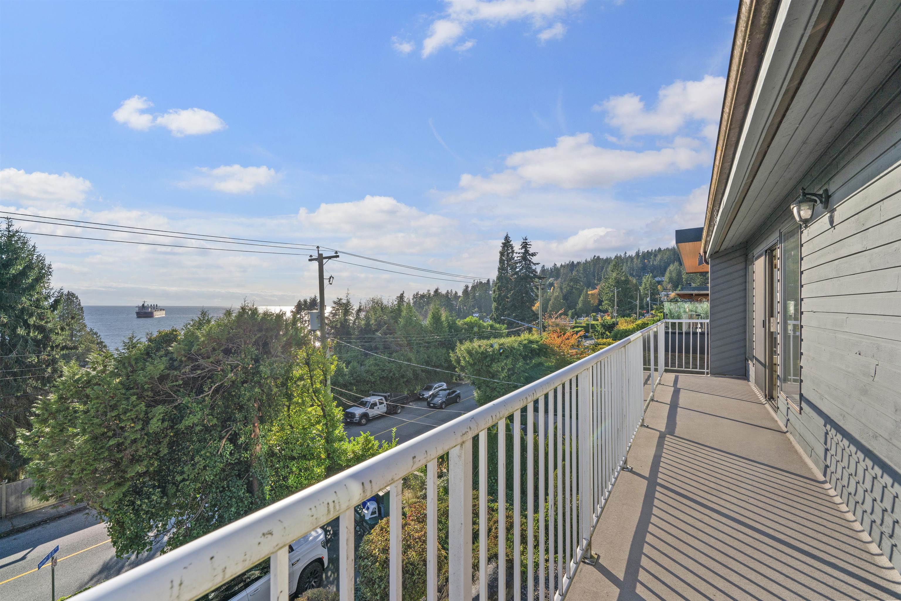 3321 Marine Drive, West Vancouver, West Bay, V7V 1M8 24