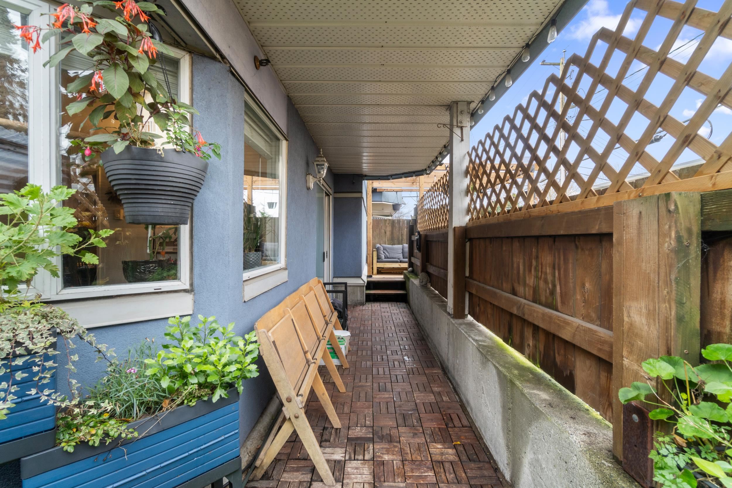 104 2333 Eton Street, Vancouver, Hastings, V5L 1E2 18