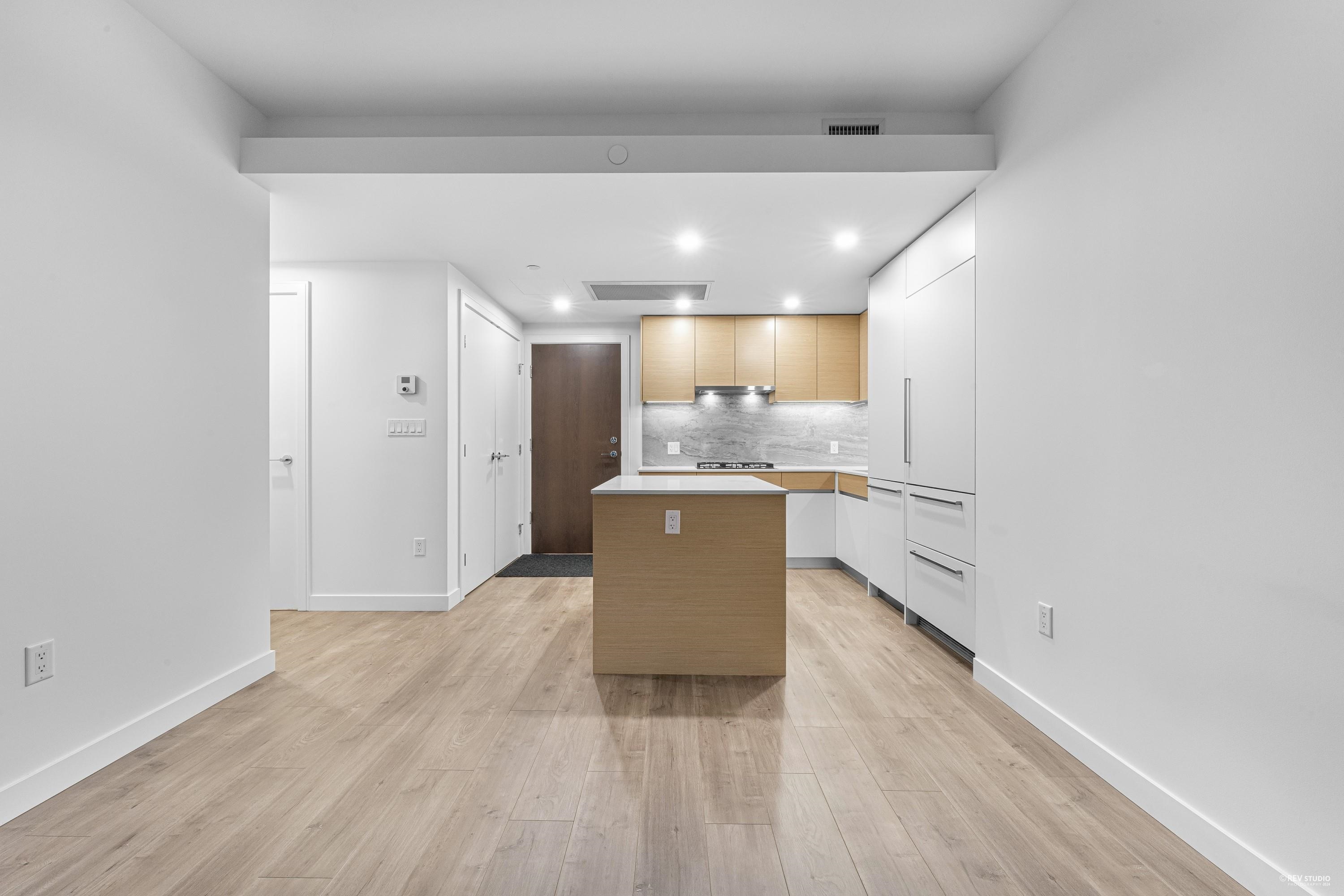 1007 200 Klahanie Court, West Vancouver, Park Royal, V7P 0E4 13