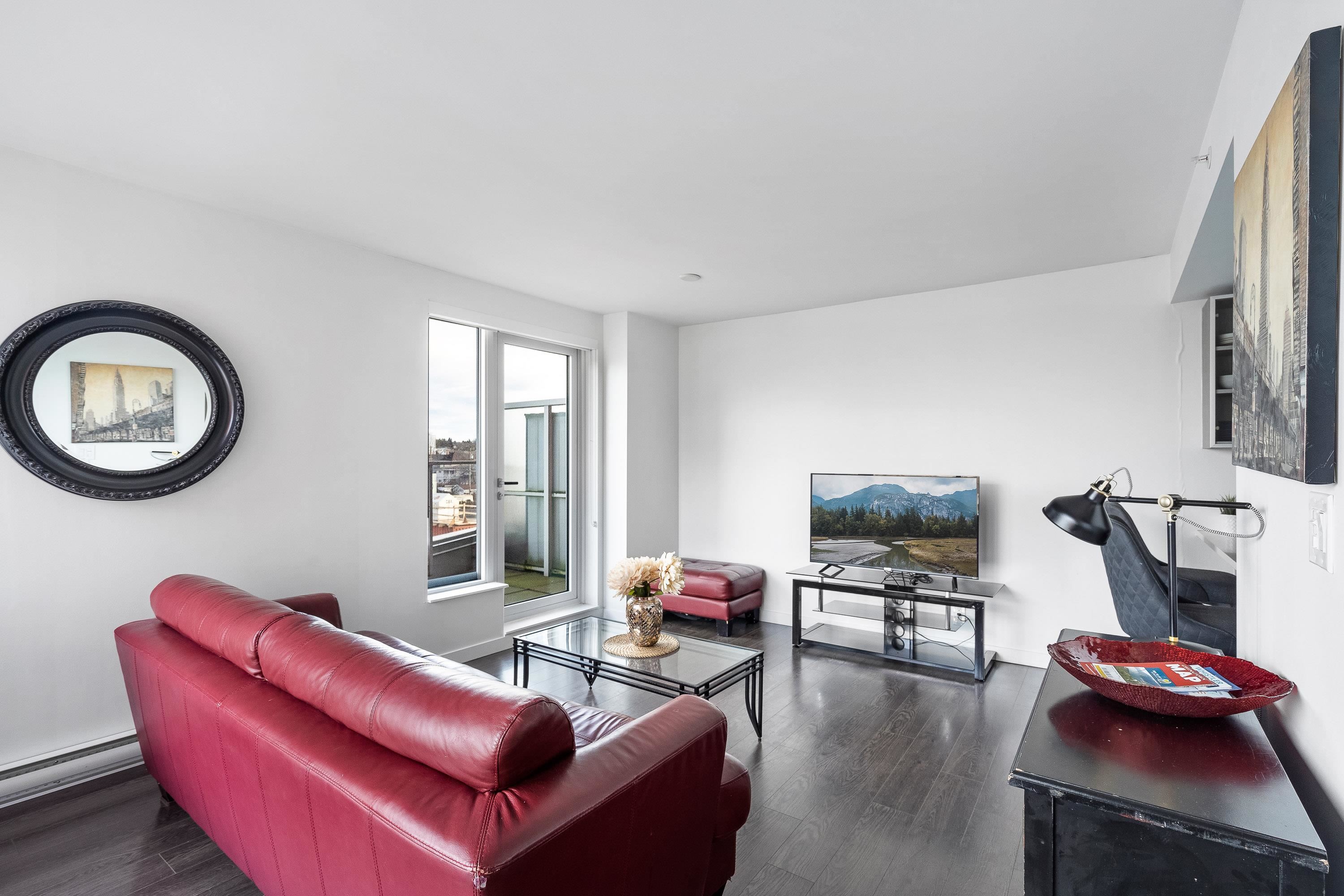 202 983 E Hastings Street, Vancouver, Strathcona, V6A 0G9 1