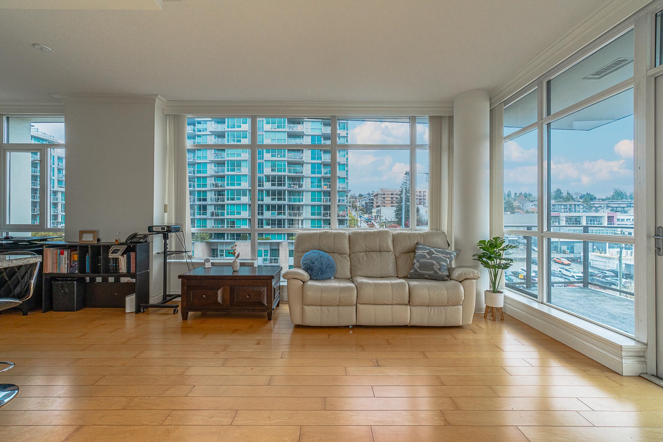 702 172 Victory Ship Way, North Vancouver, Lower Lonsdale, V7L 0B5 9