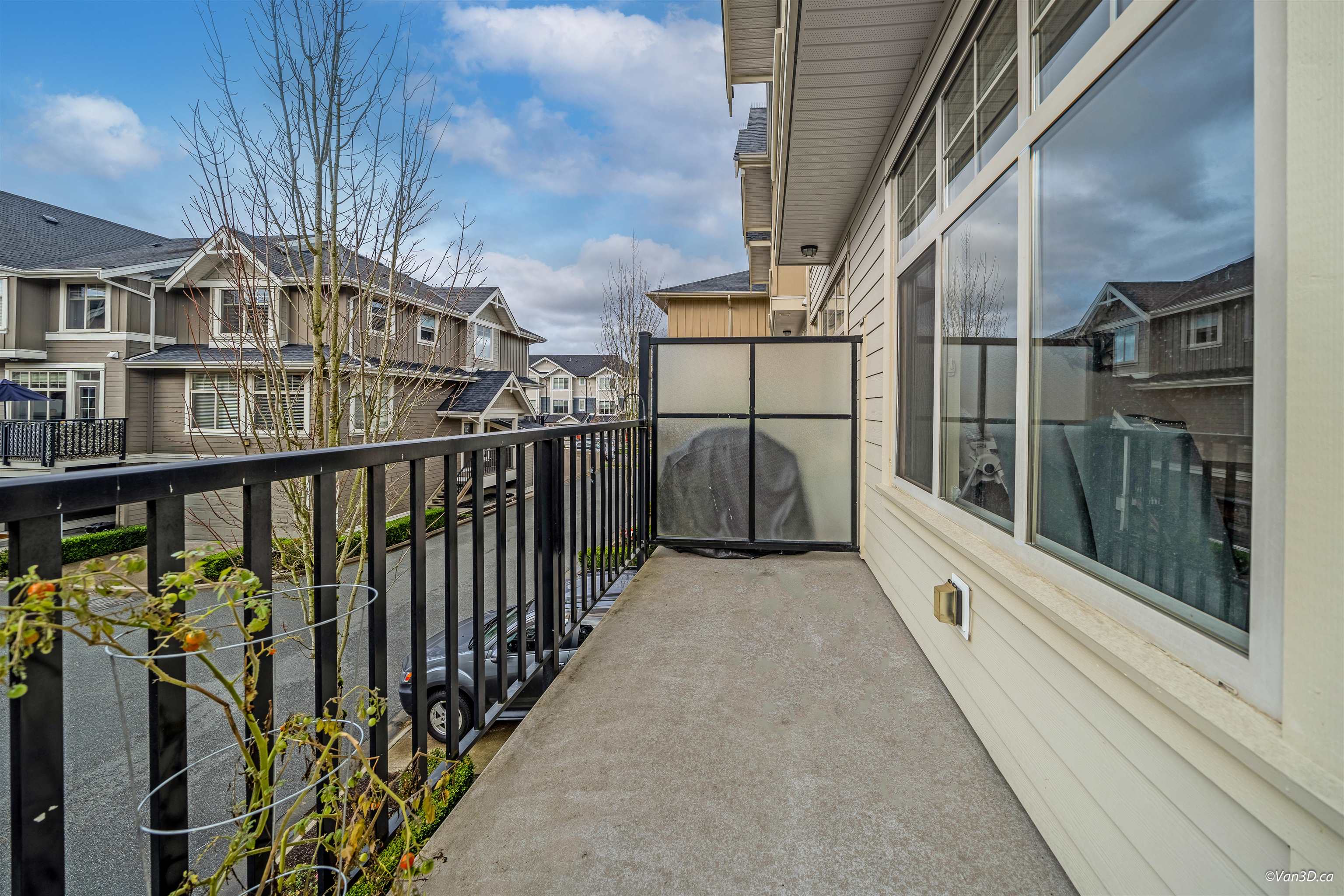 108 19525 73 Avenue, Surrey, Clayton, V4N 3E8 29