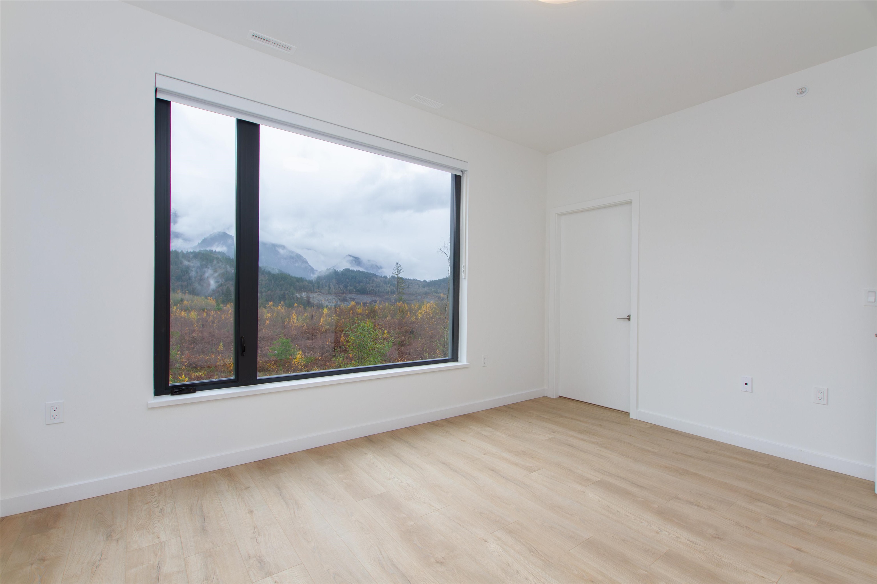 9 40809 The Crescent, Squamish, University Highlands, V8B 1G1 13