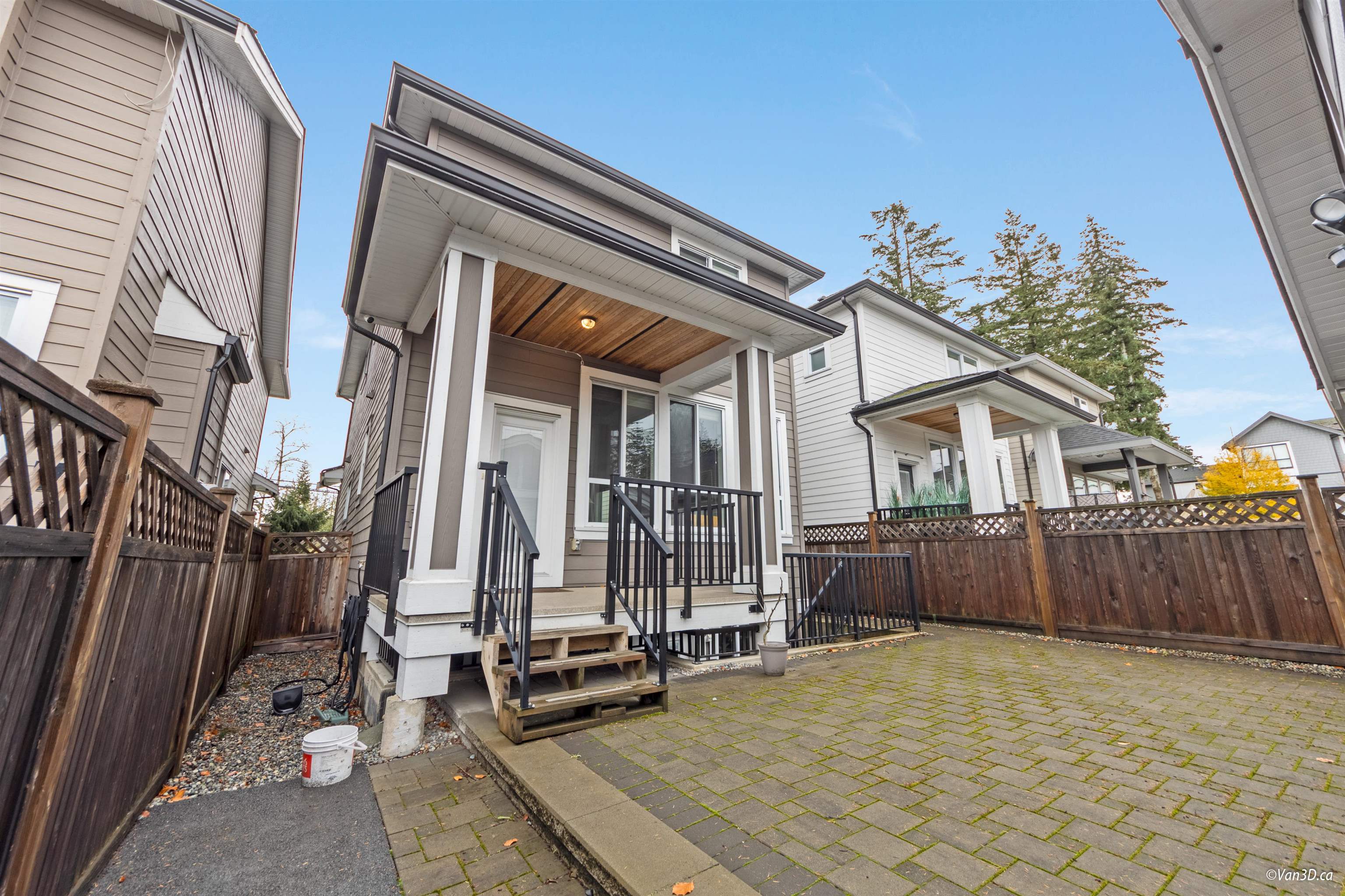 2517 168 Street, Surrey, Grandview Surrey, V3Z 0A7 32