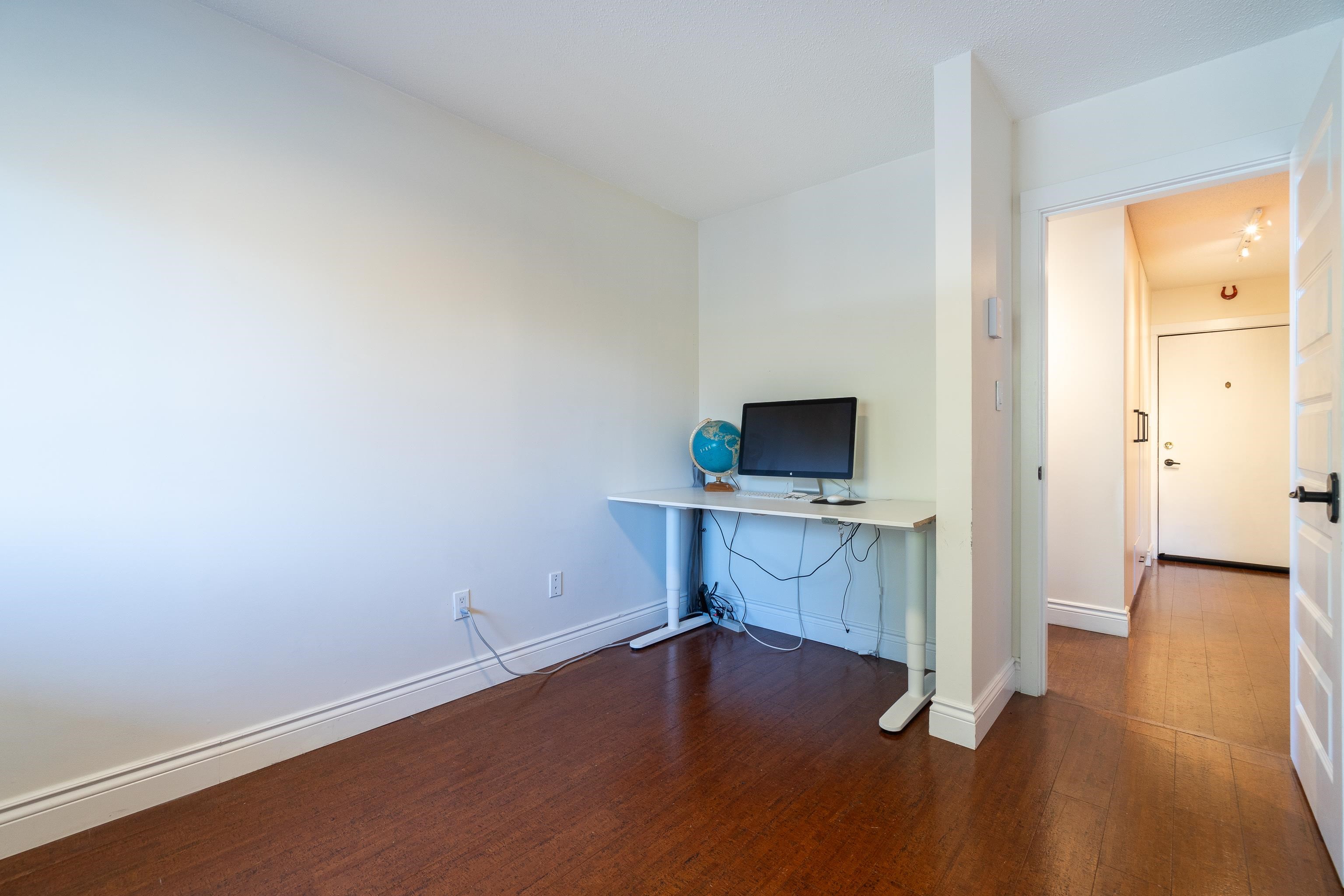 204 6904 Fraser Street, Vancouver, South Vancouver, V5X 3V2 24