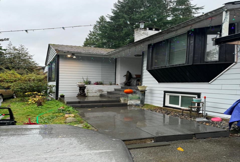 Listing image of 75 GLENGARRY CRESCENT