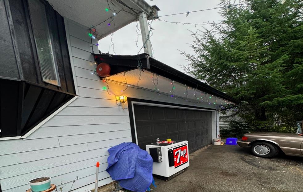 Listing image of 75 GLENGARRY CRESCENT