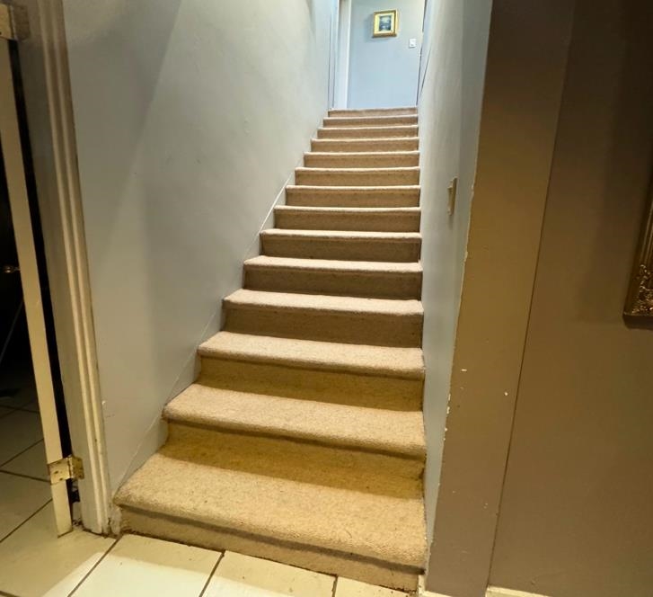 Listing image of 75 GLENGARRY CRESCENT