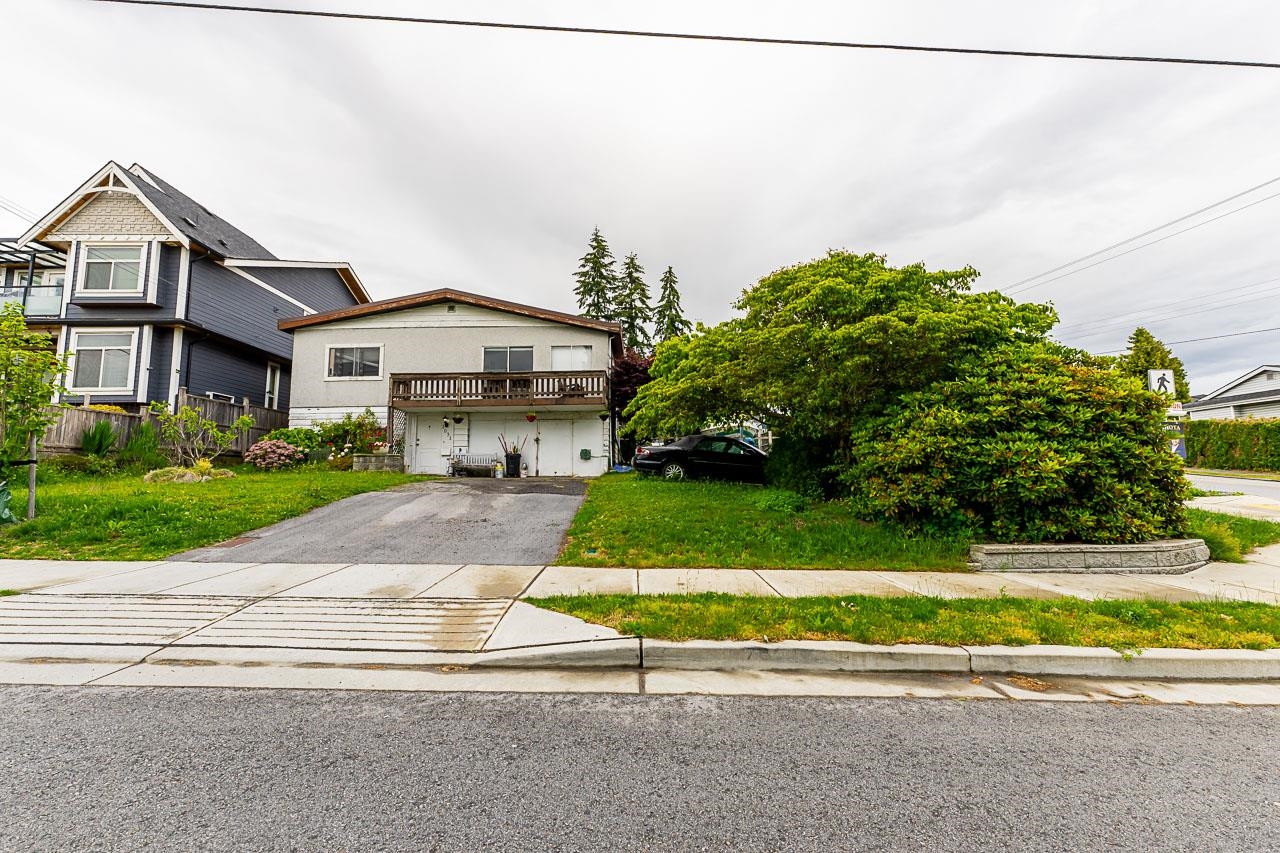 1031 Stewart Avenue, Coquitlam, Maillardville, V3K 2N7 1