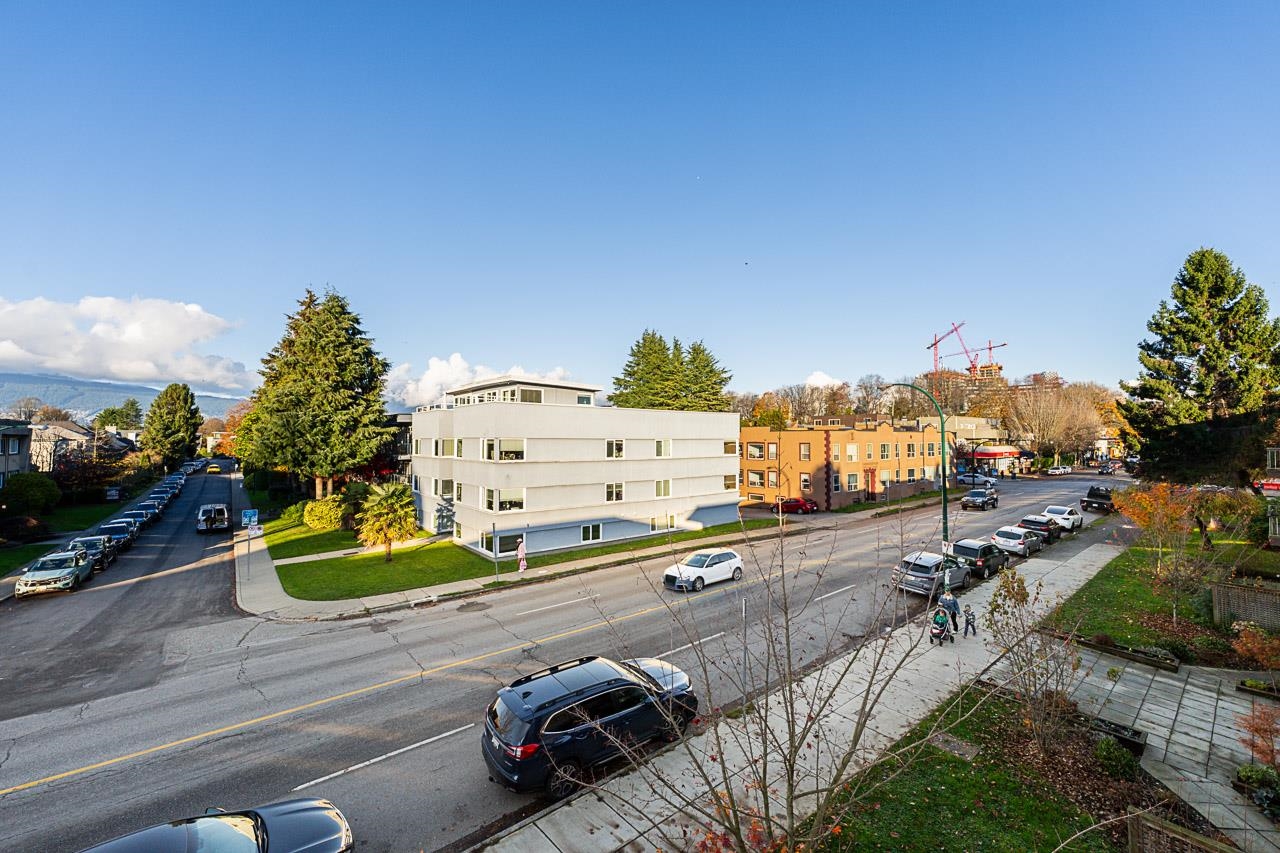 303 2040 Cornwall Avenue, Vancouver, Kitsilano, V6J 1E1 21