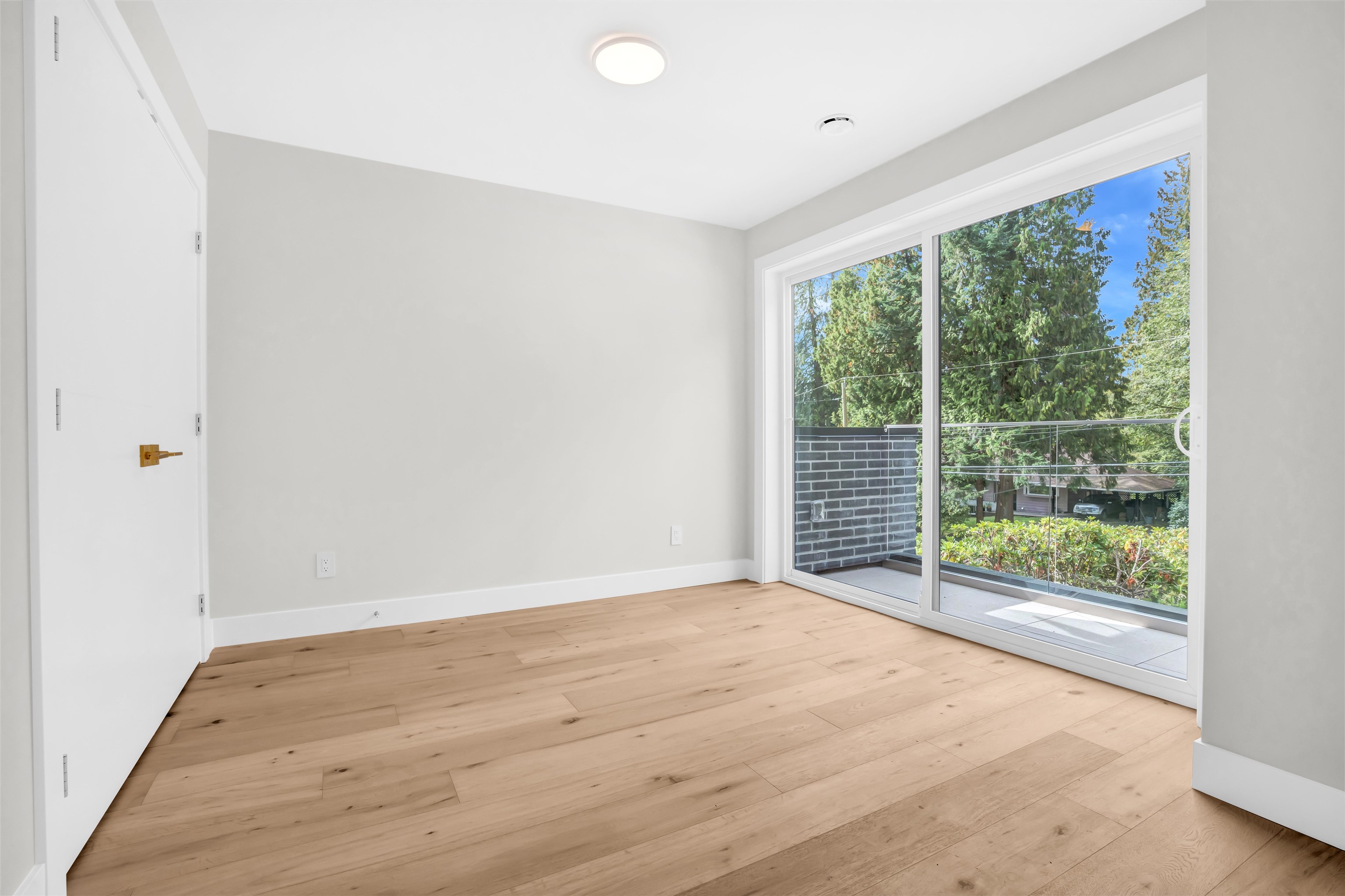 Listing image of 4442 HOSKINS ROAD
