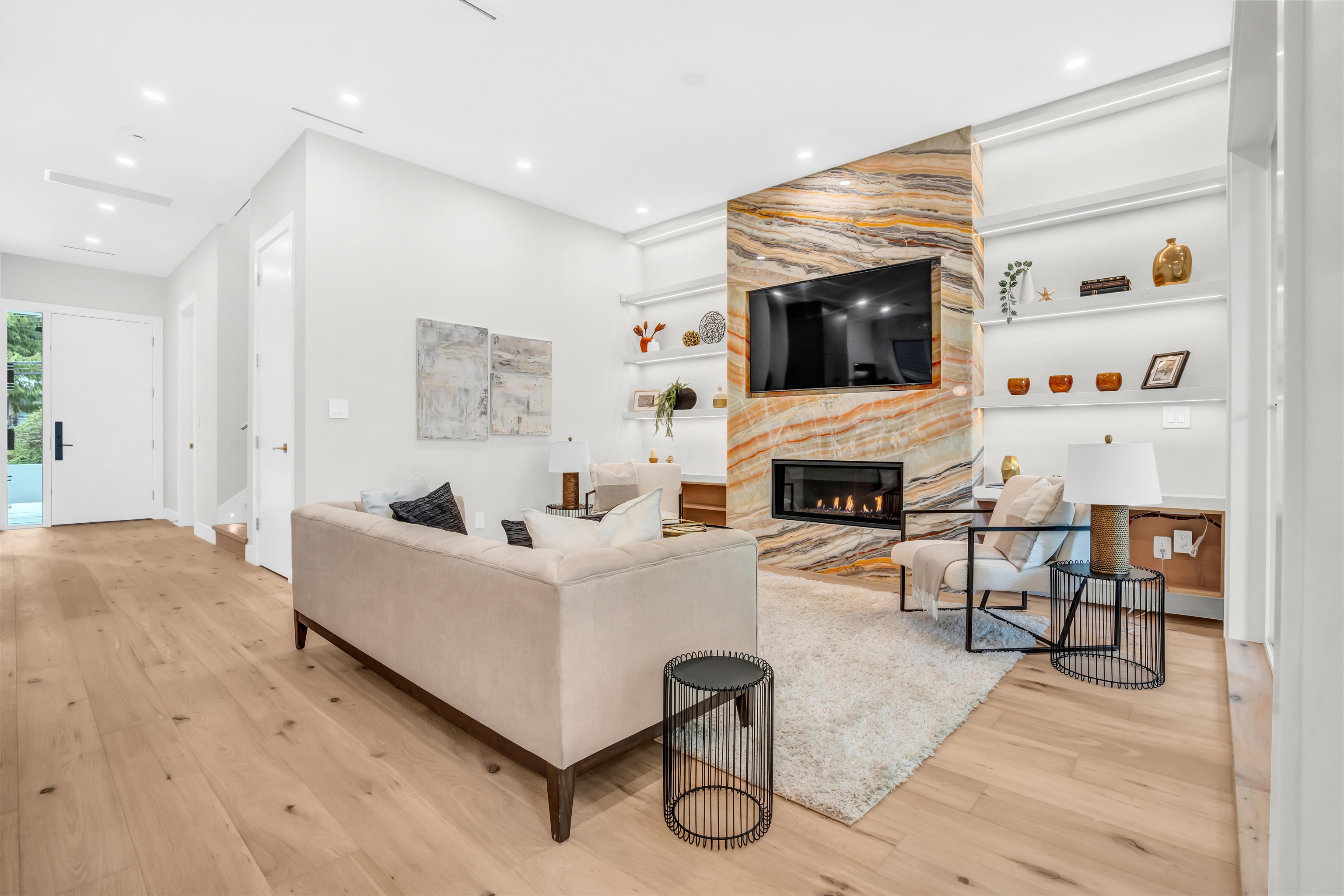Listing image of 4442 HOSKINS ROAD