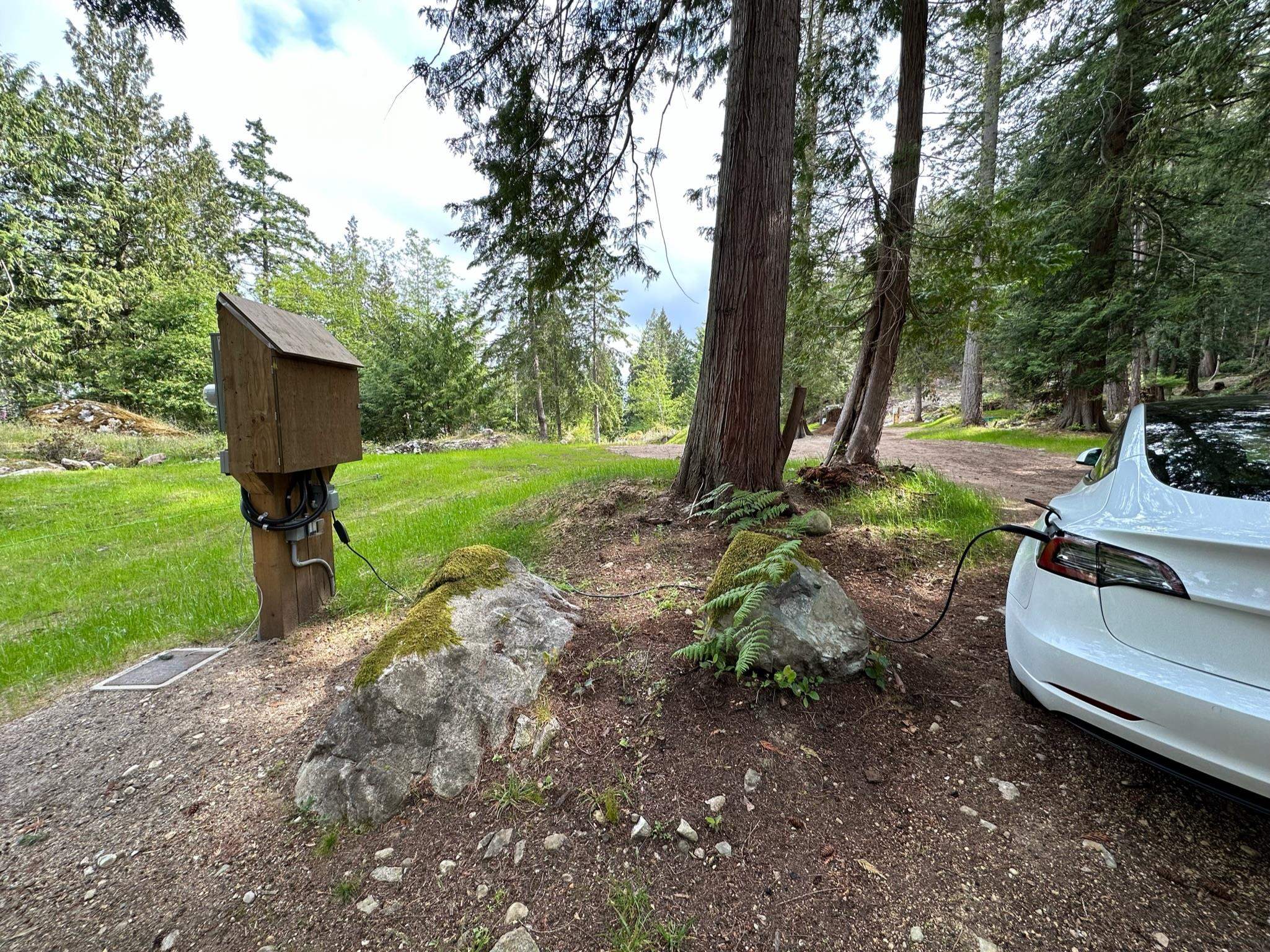 Listing image of 831 WINDJAMMER ROAD