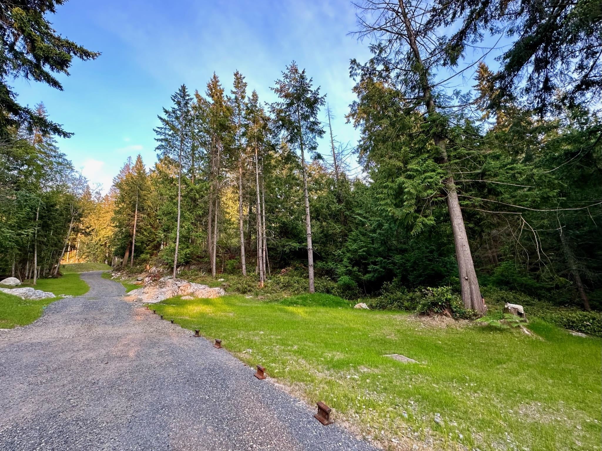 Listing image of 831 WINDJAMMER ROAD
