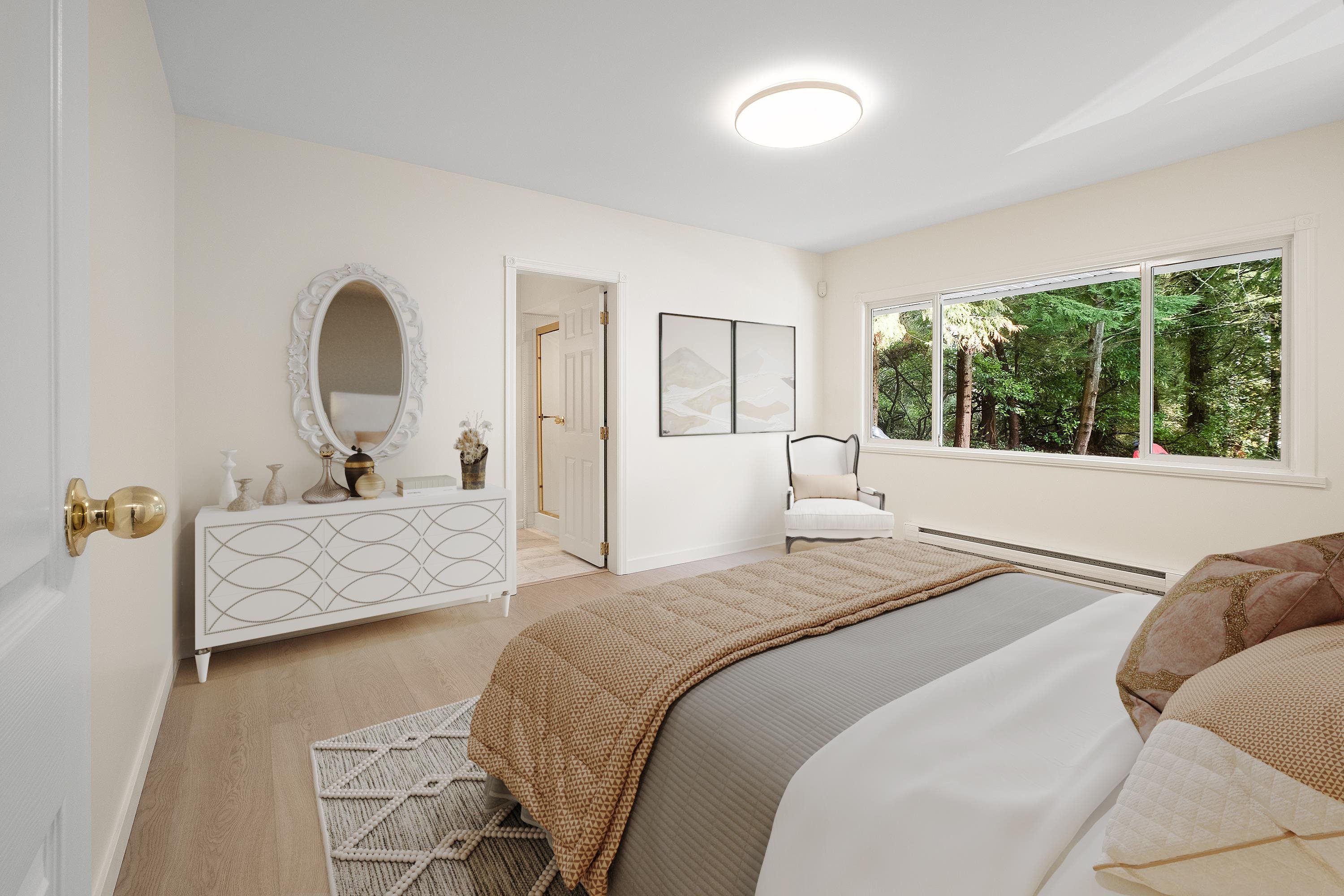 Listing image of 441 SOUTHBOROUGH DRIVE