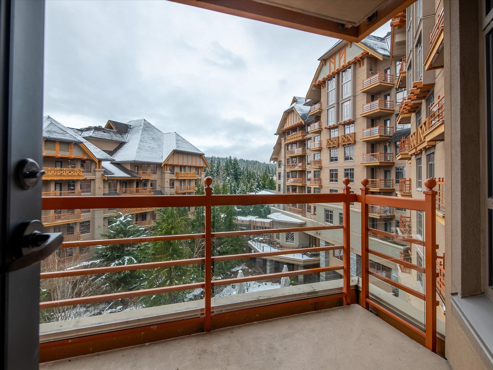 535 4591 Blackcomb Way, Whistler, Benchlands, V8E 0Y4 8