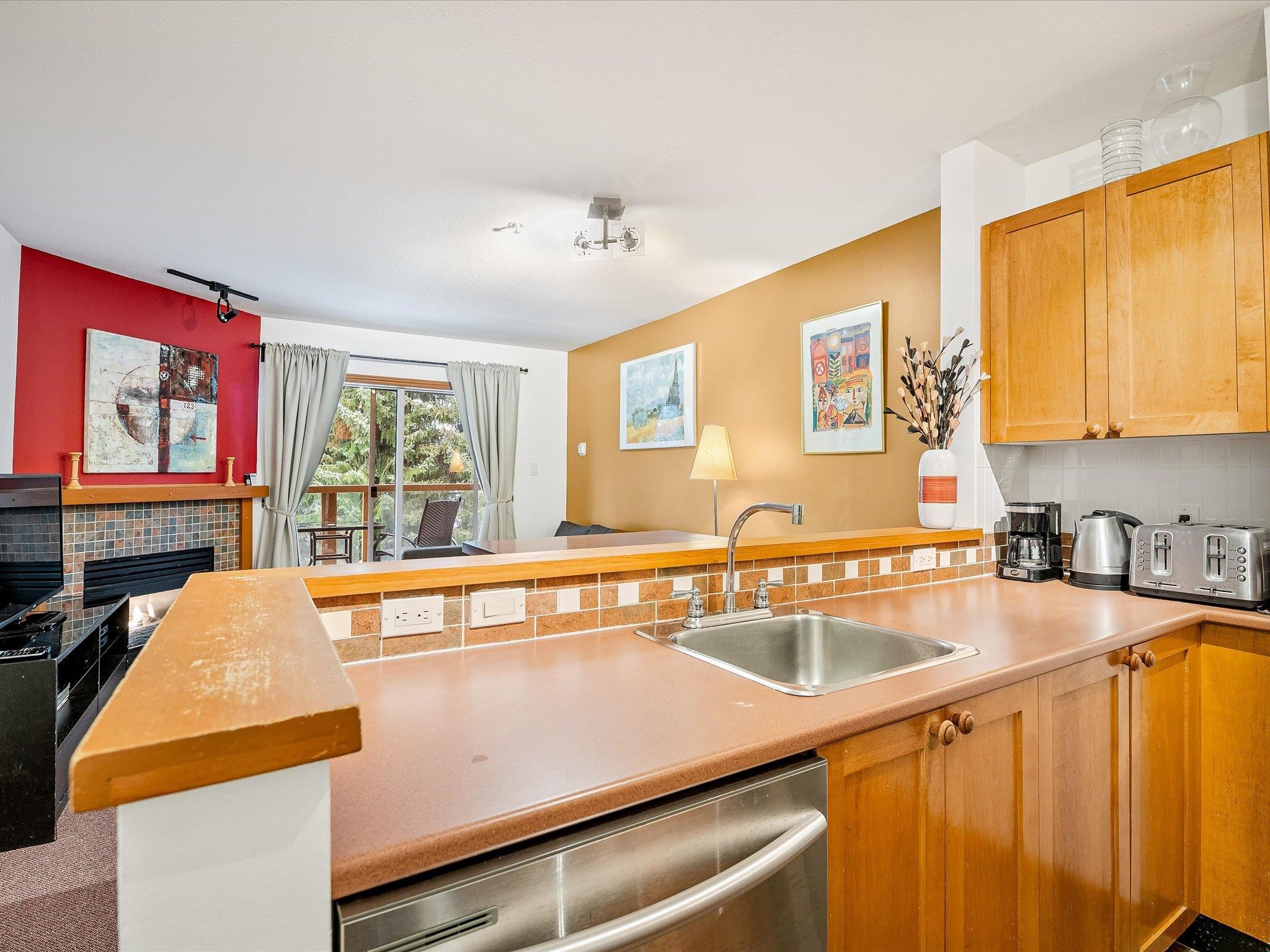 112 4388 Northlands Boulevard, Whistler, Whistler Village, V0N 1B4 8